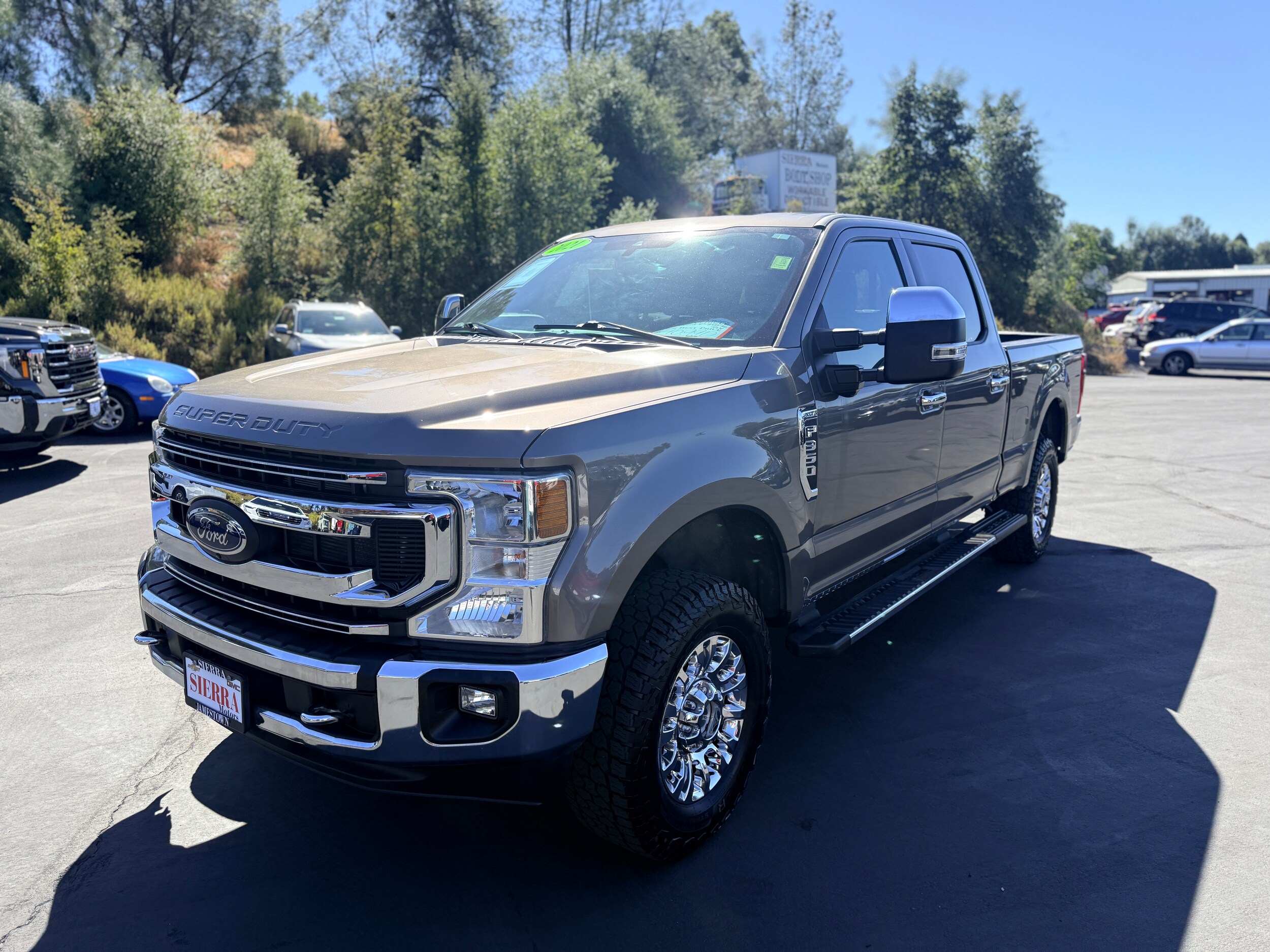 2021 Ford F-350 XLT photo 3