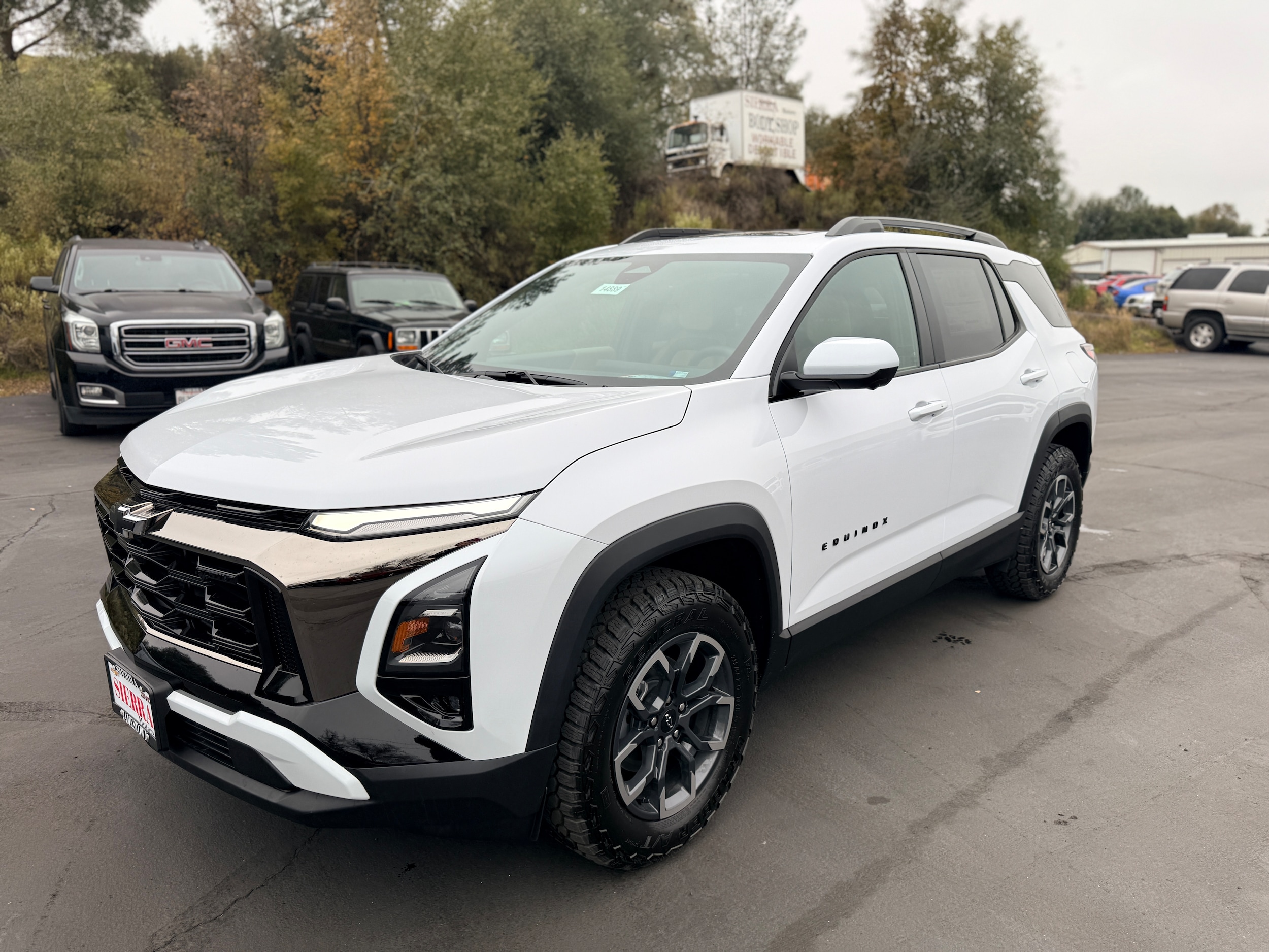 2026 Chevrolet Equinox ACTIV's photo