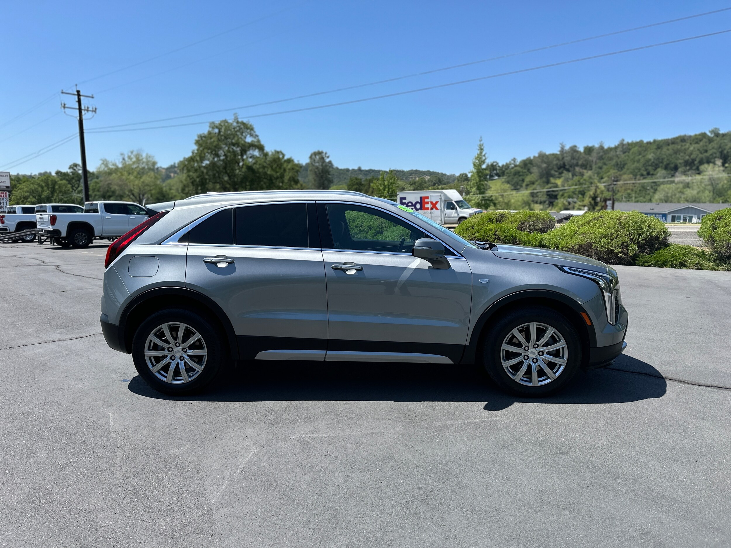 2023 Cadillac XT4 Premium Luxury photo 4