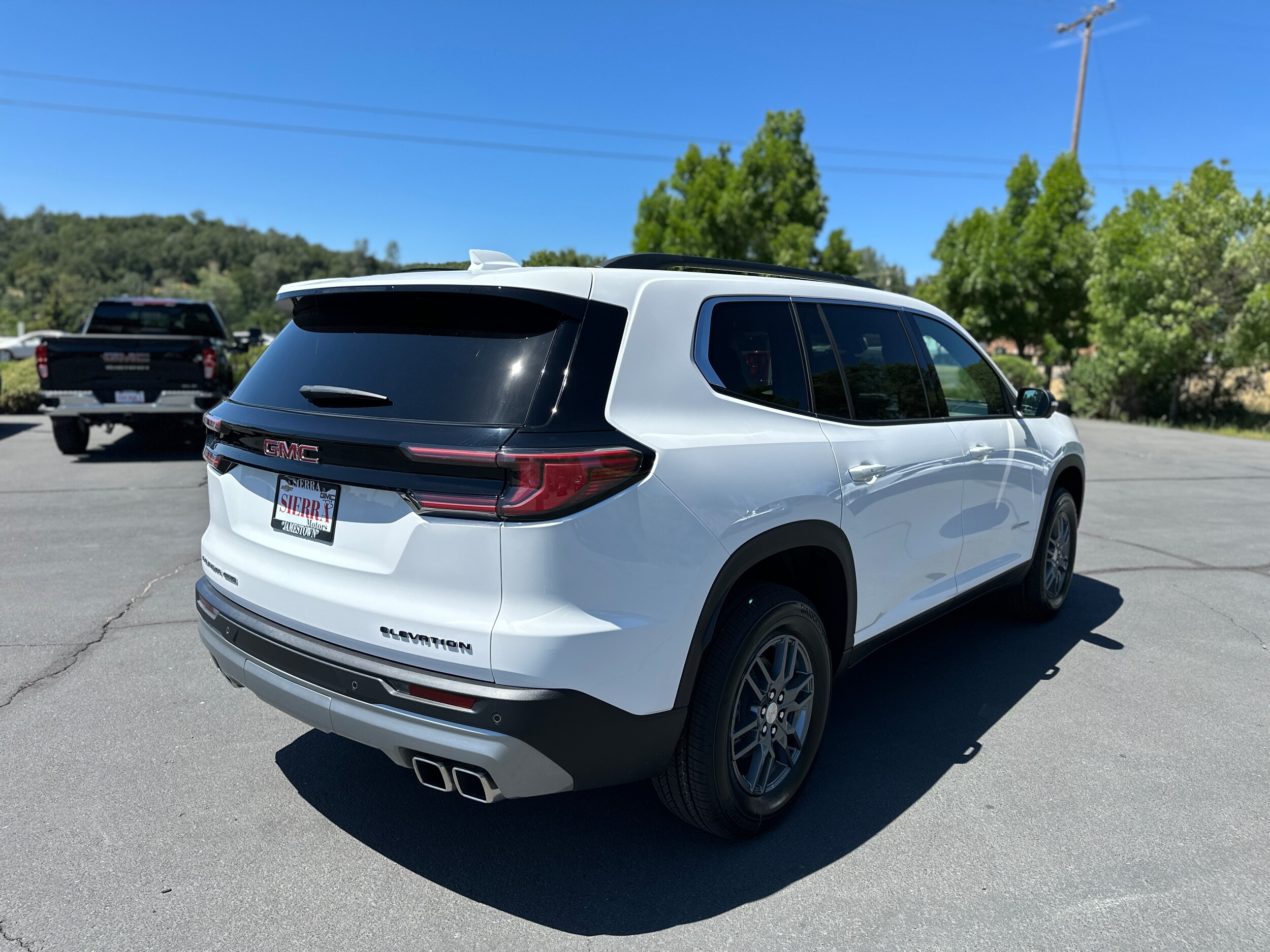 2025 Gmc Acadia Elevation photo 3