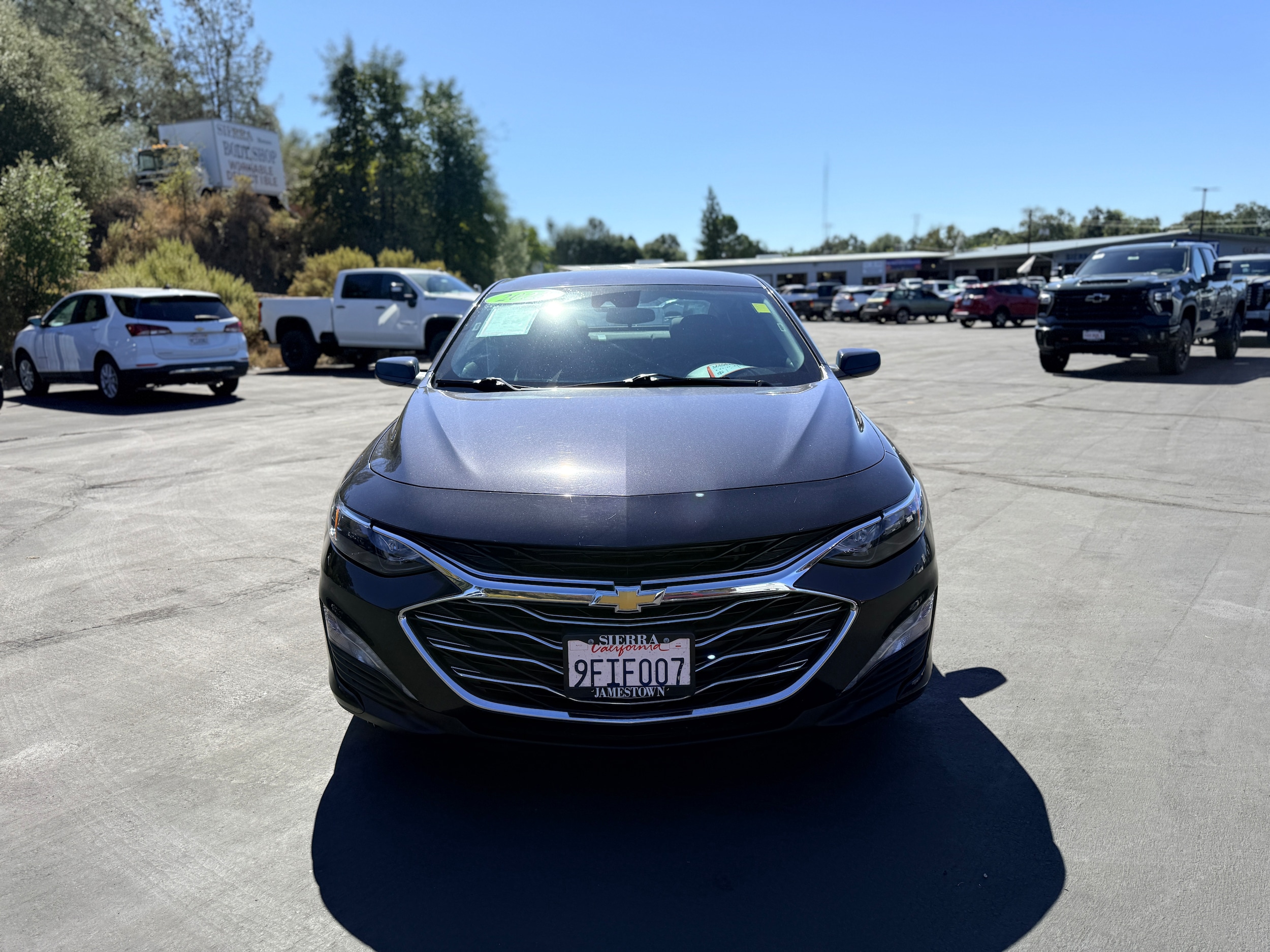 2023 Chevrolet Malibu 1LT photo 3
