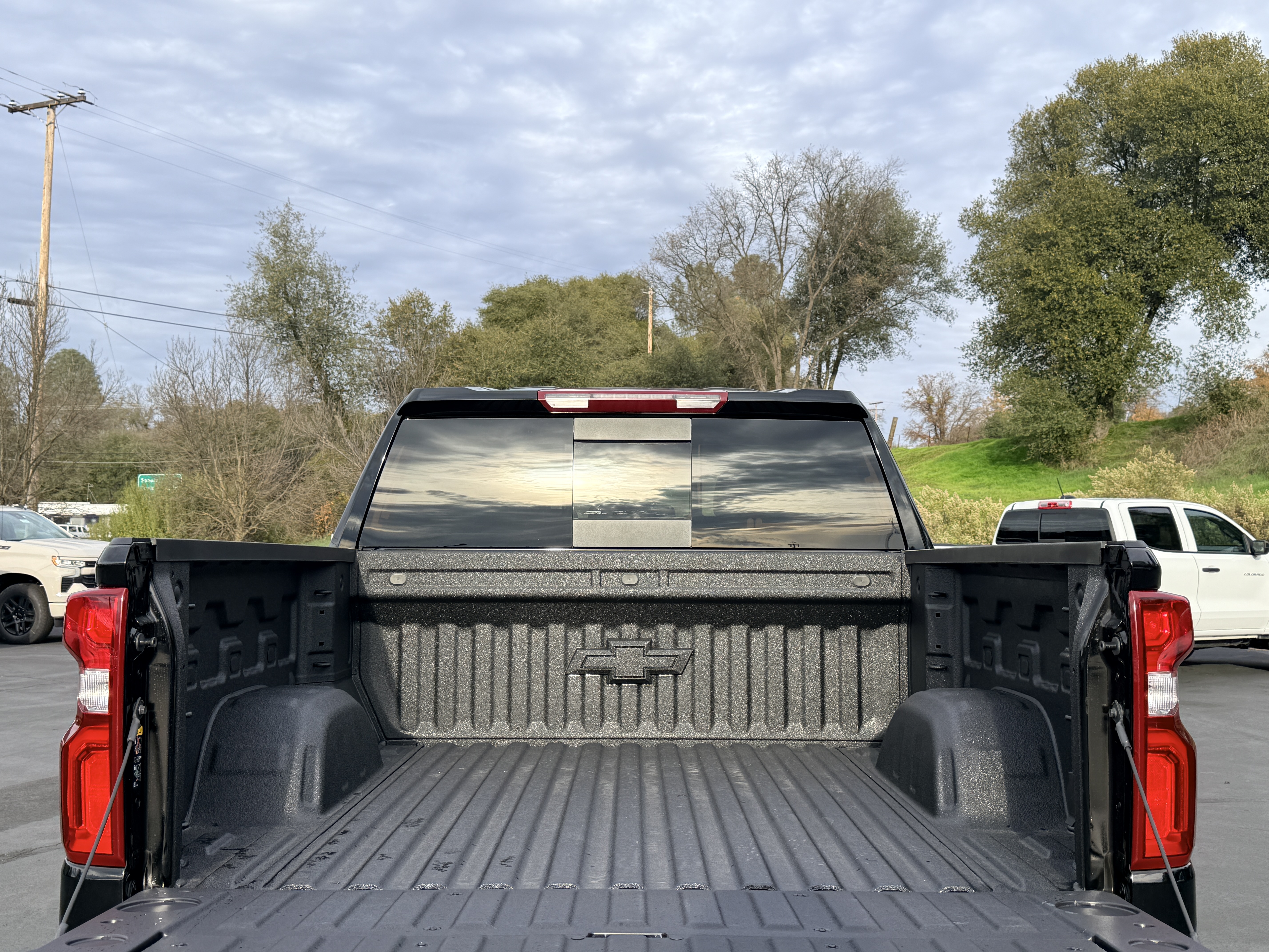 2026 Chevrolet Silverado 1500 LTZ - Photo 7