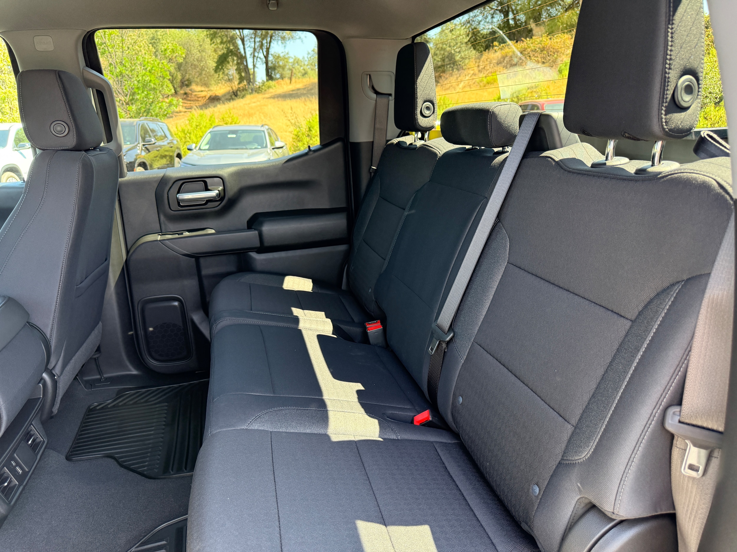 2026 Chevrolet Silverado 1500 Custom Trail Boss - Photo 8