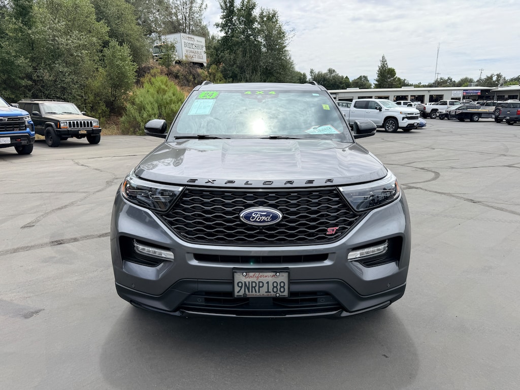 Used 2024 Ford Explorer ST SUV