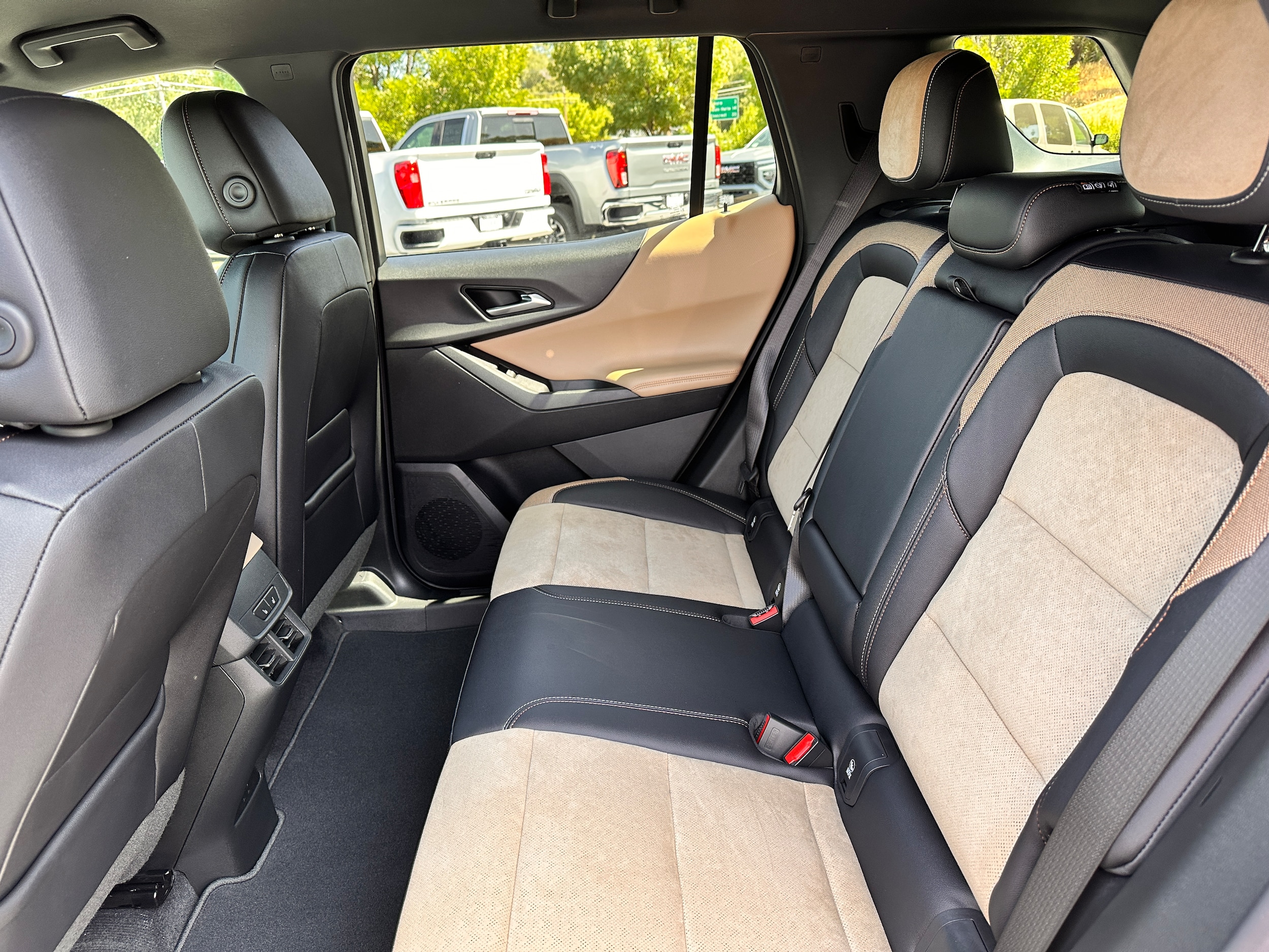 2026 Chevrolet Equinox ACTIV - Photo 7