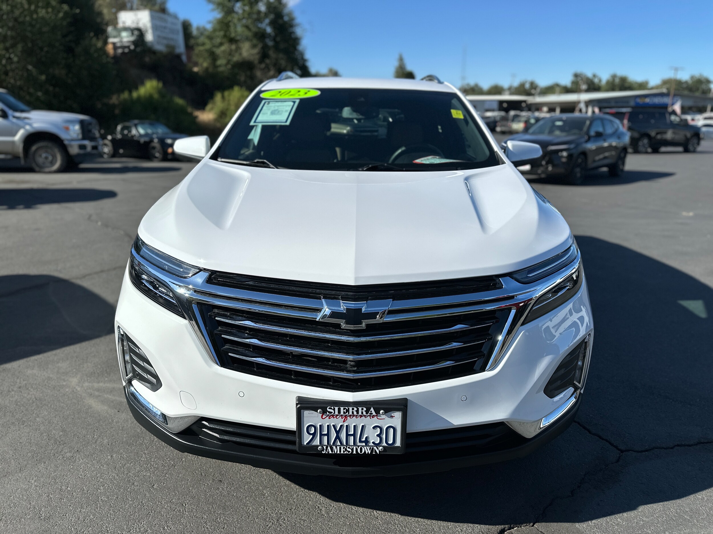 2023 Chevrolet Equinox Premier photo 3