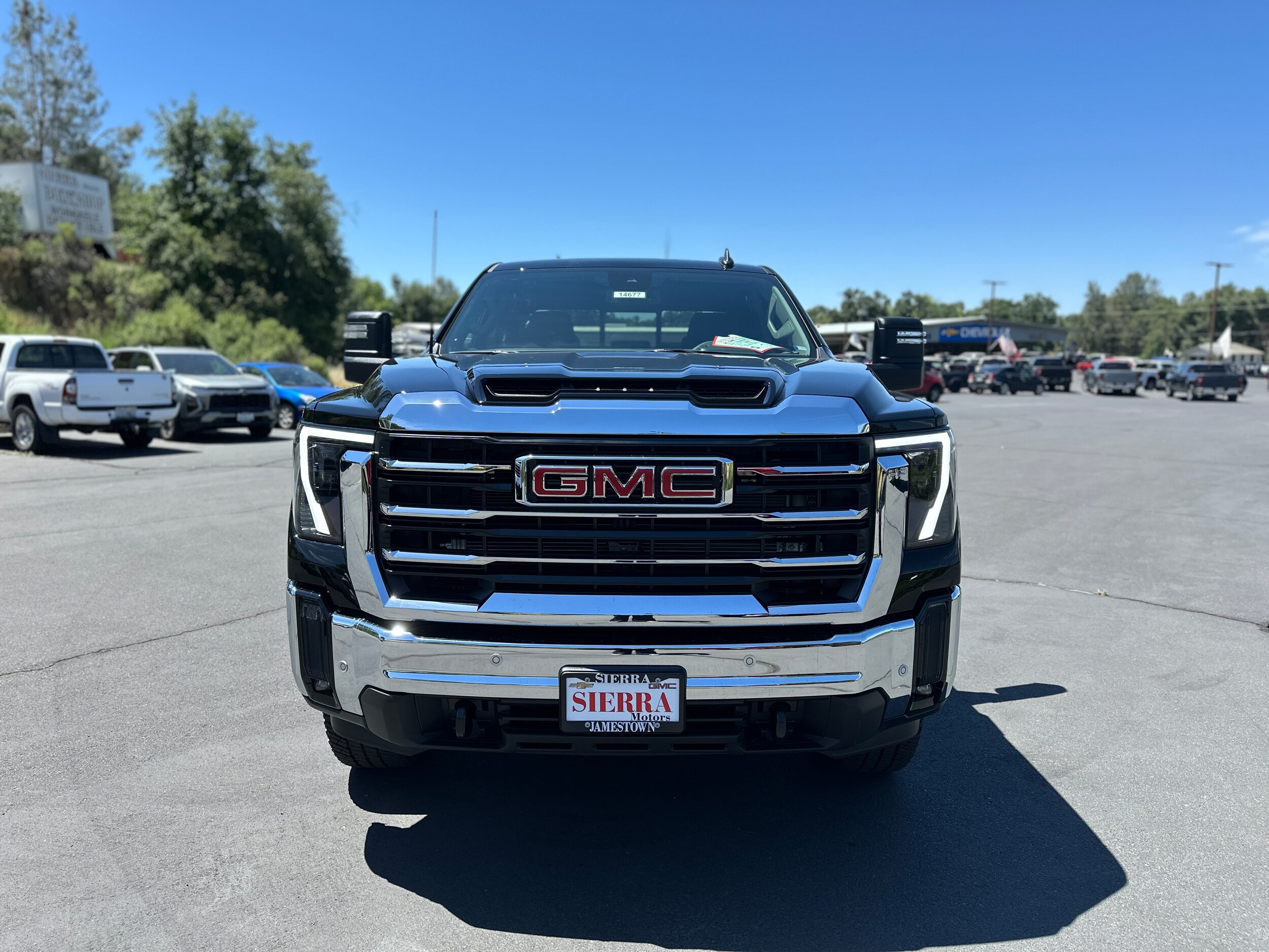2025 Gmc Sierra 2500 HD SLE photo 2