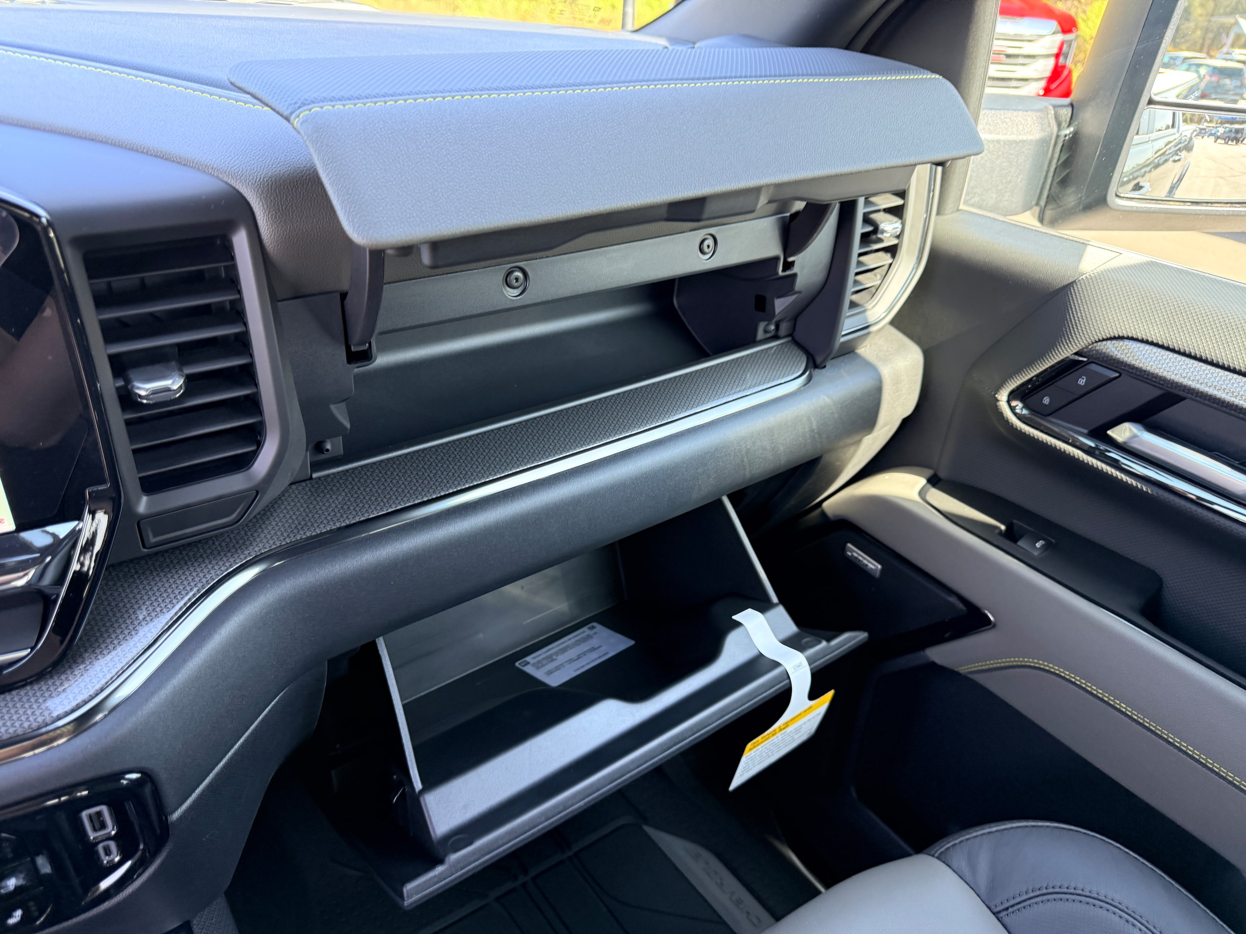 2026 Chevrolet Silverado 2500 HD ZR2 - Photo 21