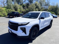 2026 Chevrolet Traverse LT SUV