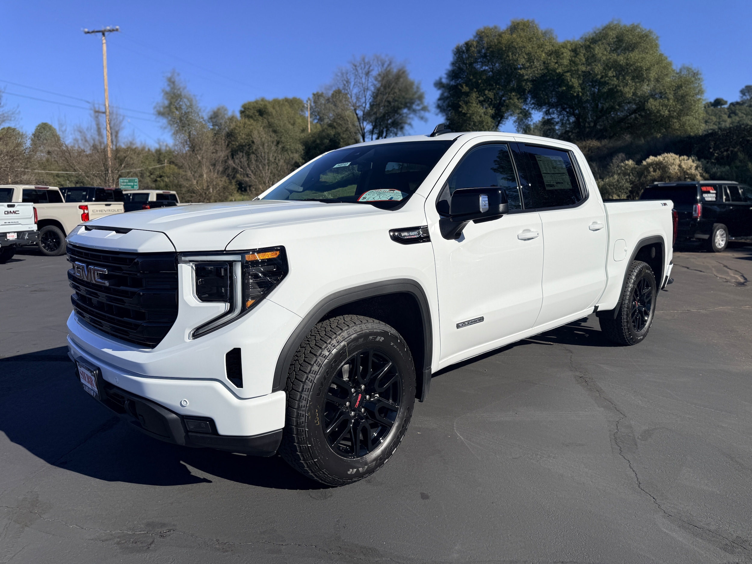 2026 GMC Sierra Base's photo