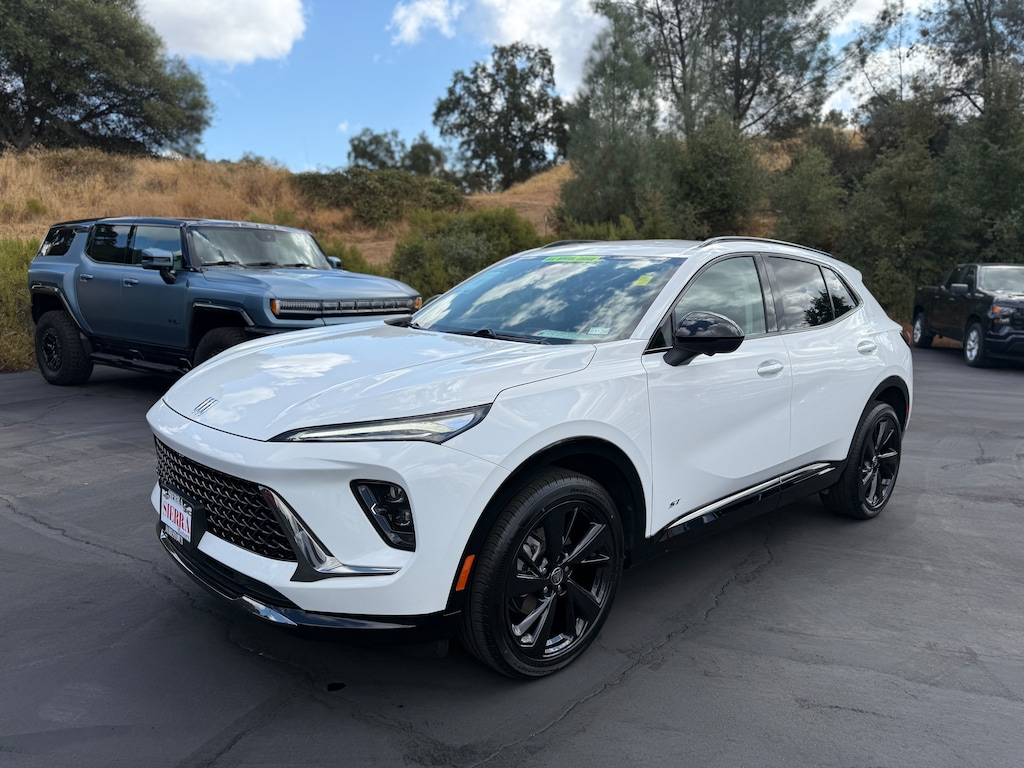 Used 2025 Buick Envision Sport Touring SUV