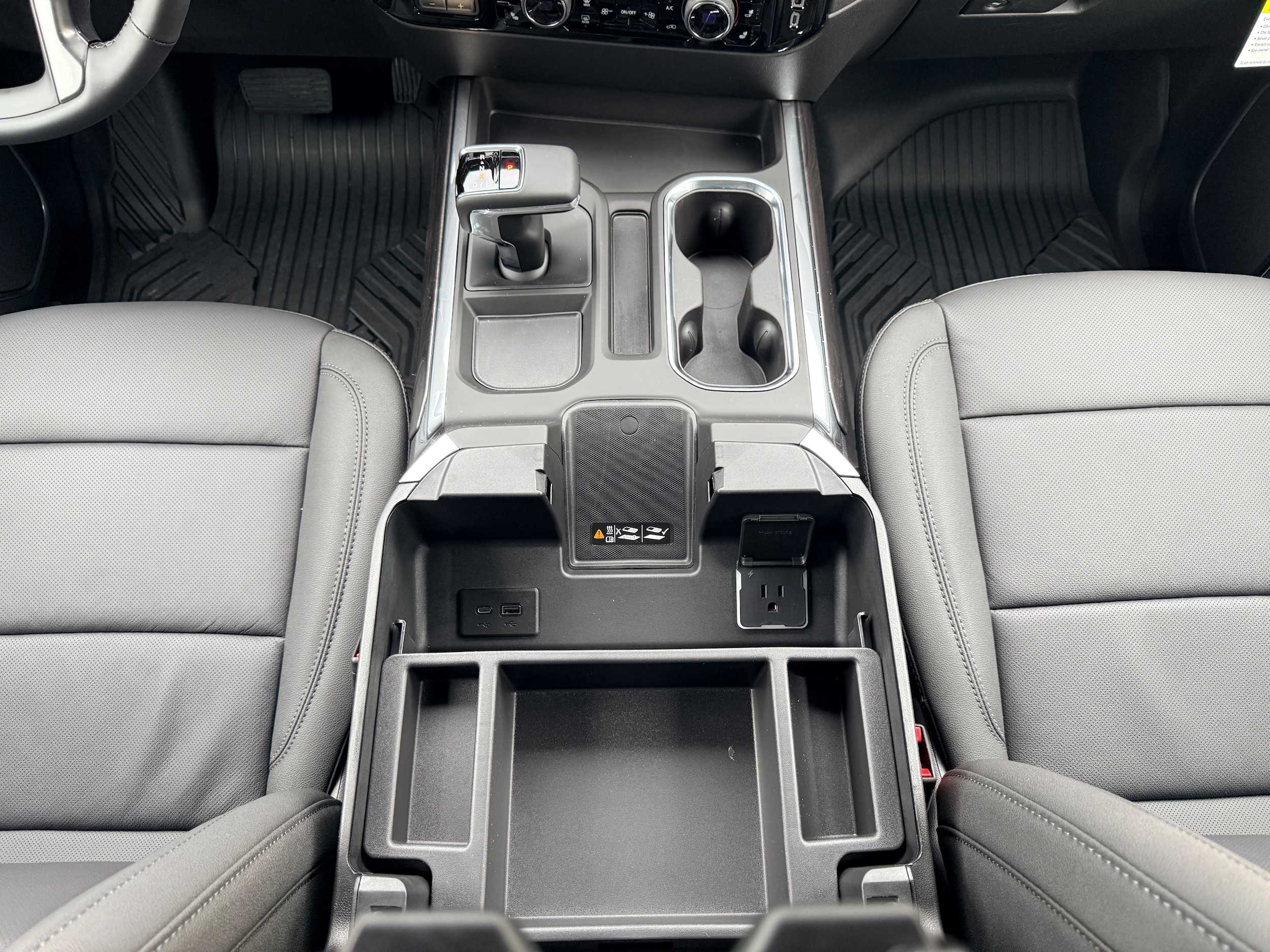 2026 Chevrolet Silverado 1500 LTZ - Photo 18