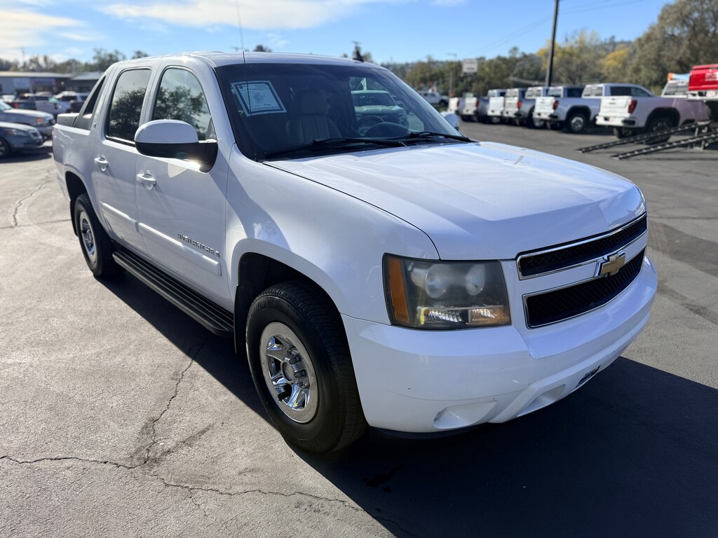 Used 2007 Chevrolet Avalanche LT w/2LT Truck Crew Cab