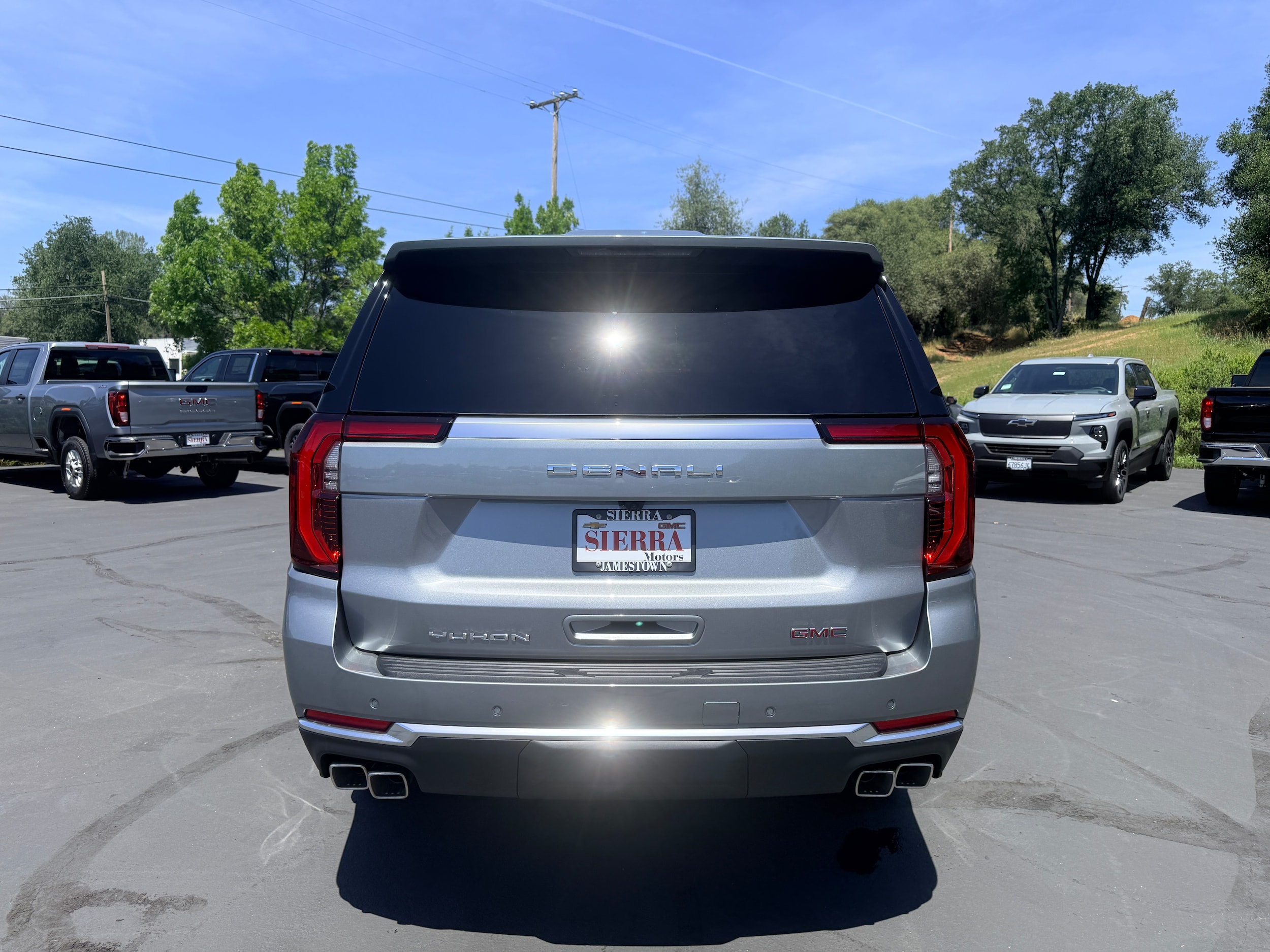 2026 GMC Yukon Denali - Photo 5
