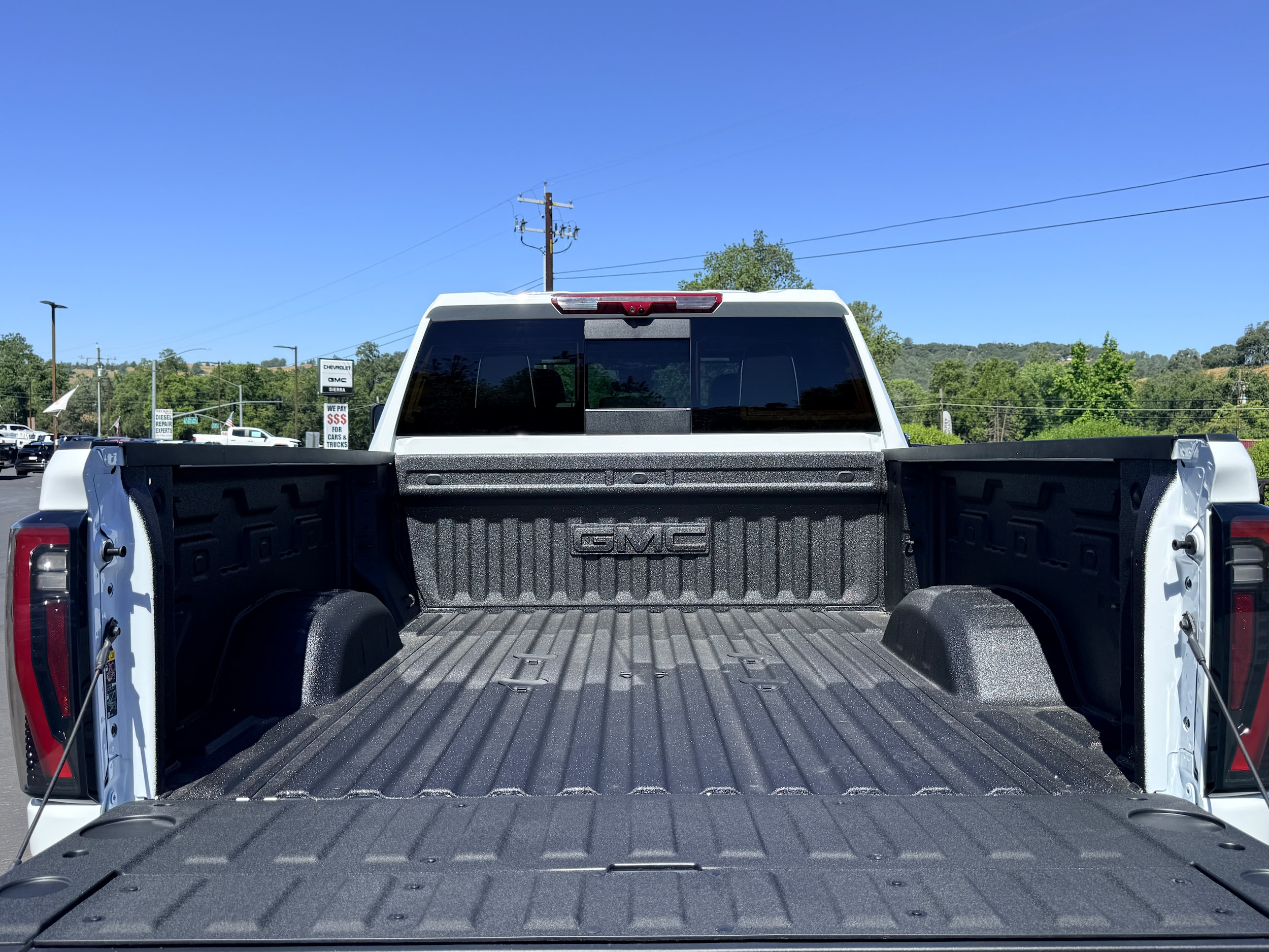2026 GMC Sierra 2500HD AT4X - Photo 8