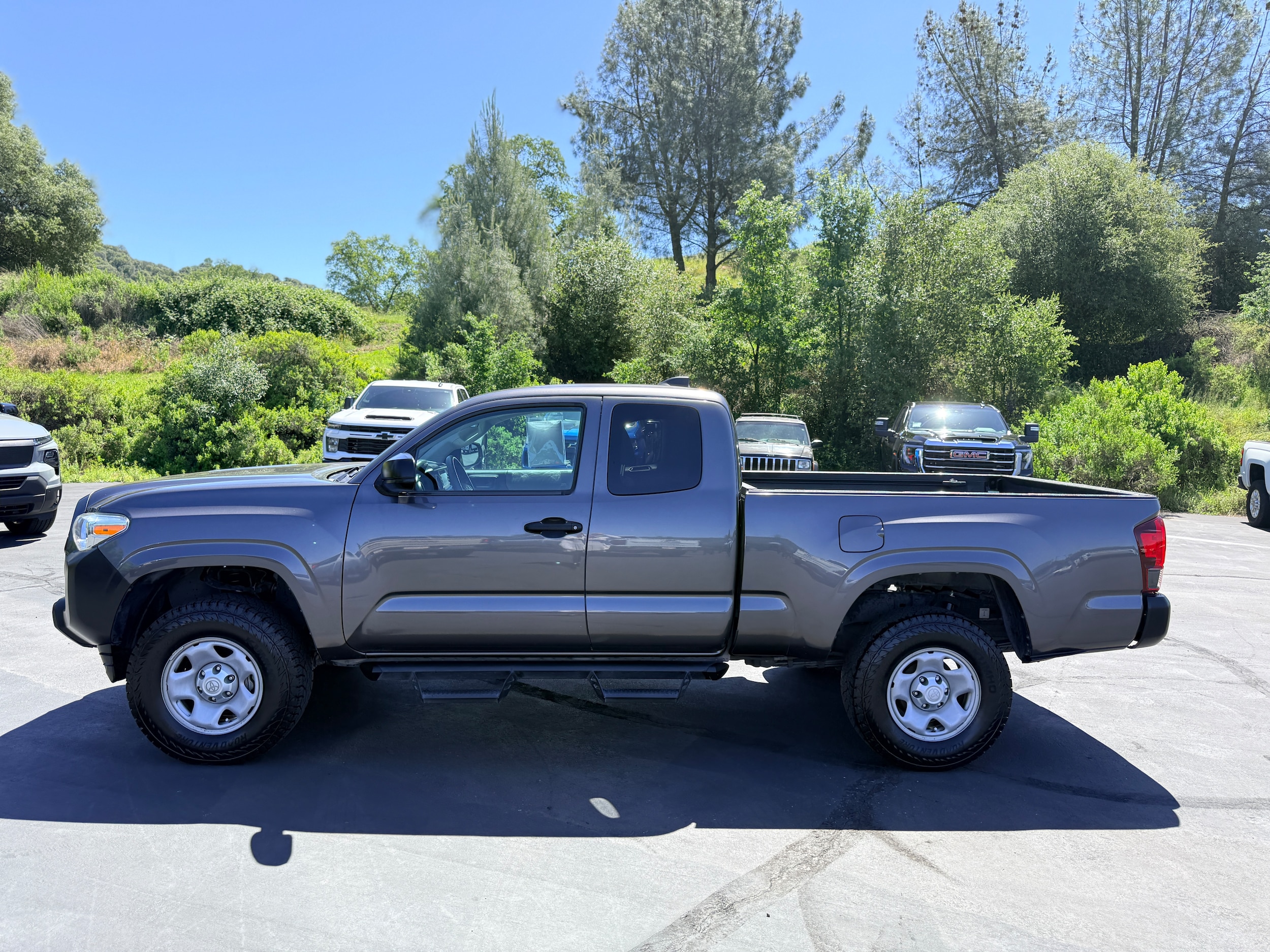 2020 Toyota Tacoma SR