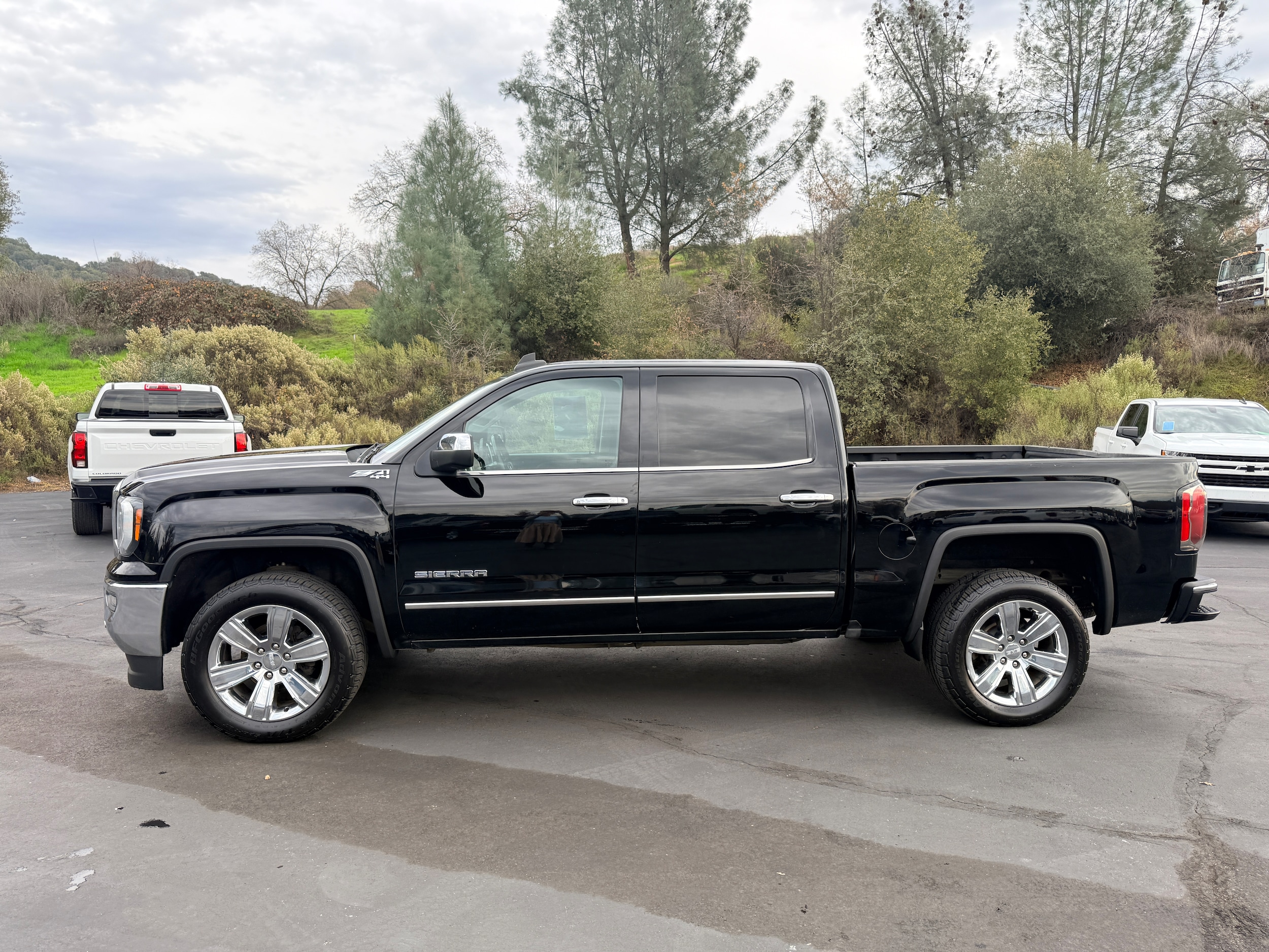 2017 GMC Sierra 1500 SLT's photo