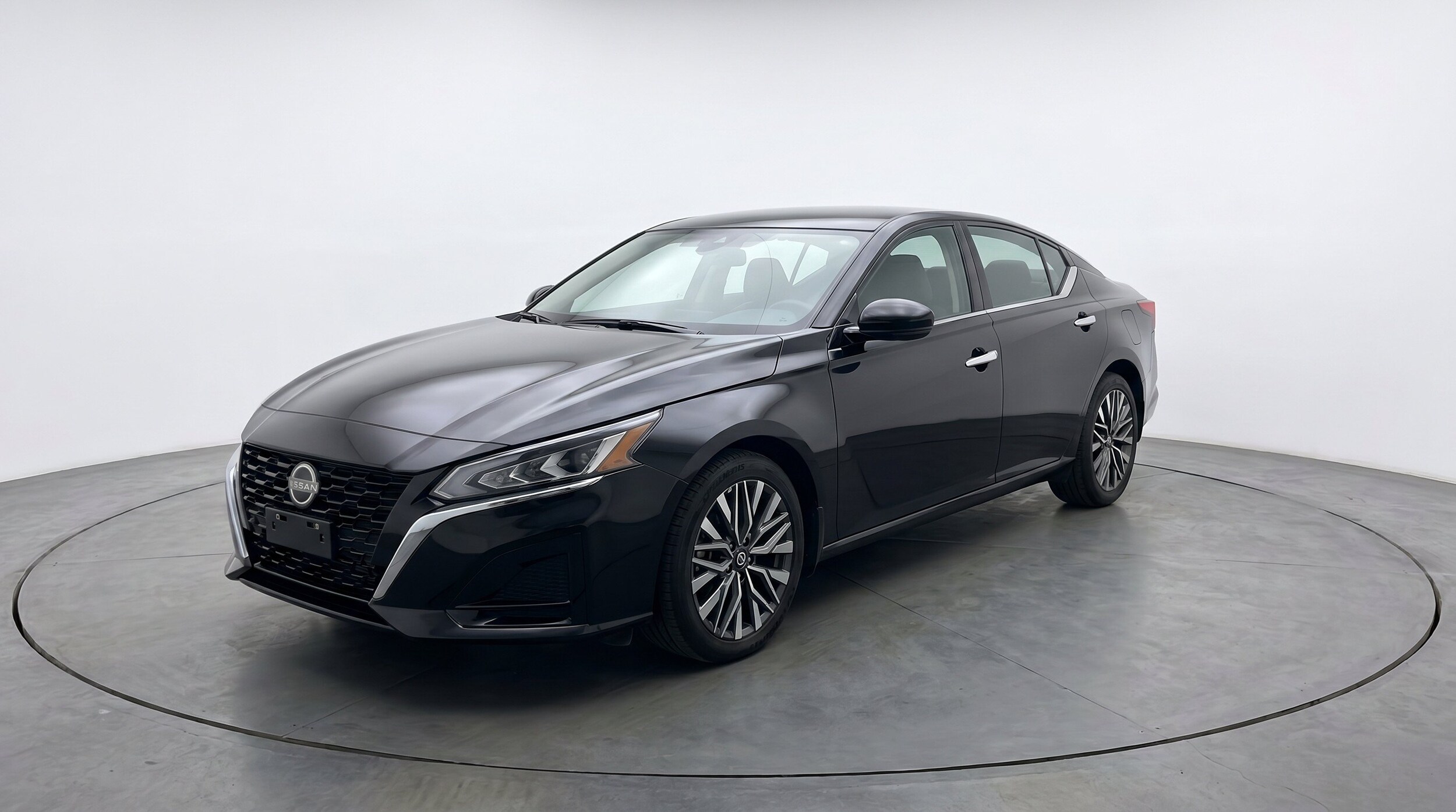 Thumbnail: 2025 Nissan Altima - 3