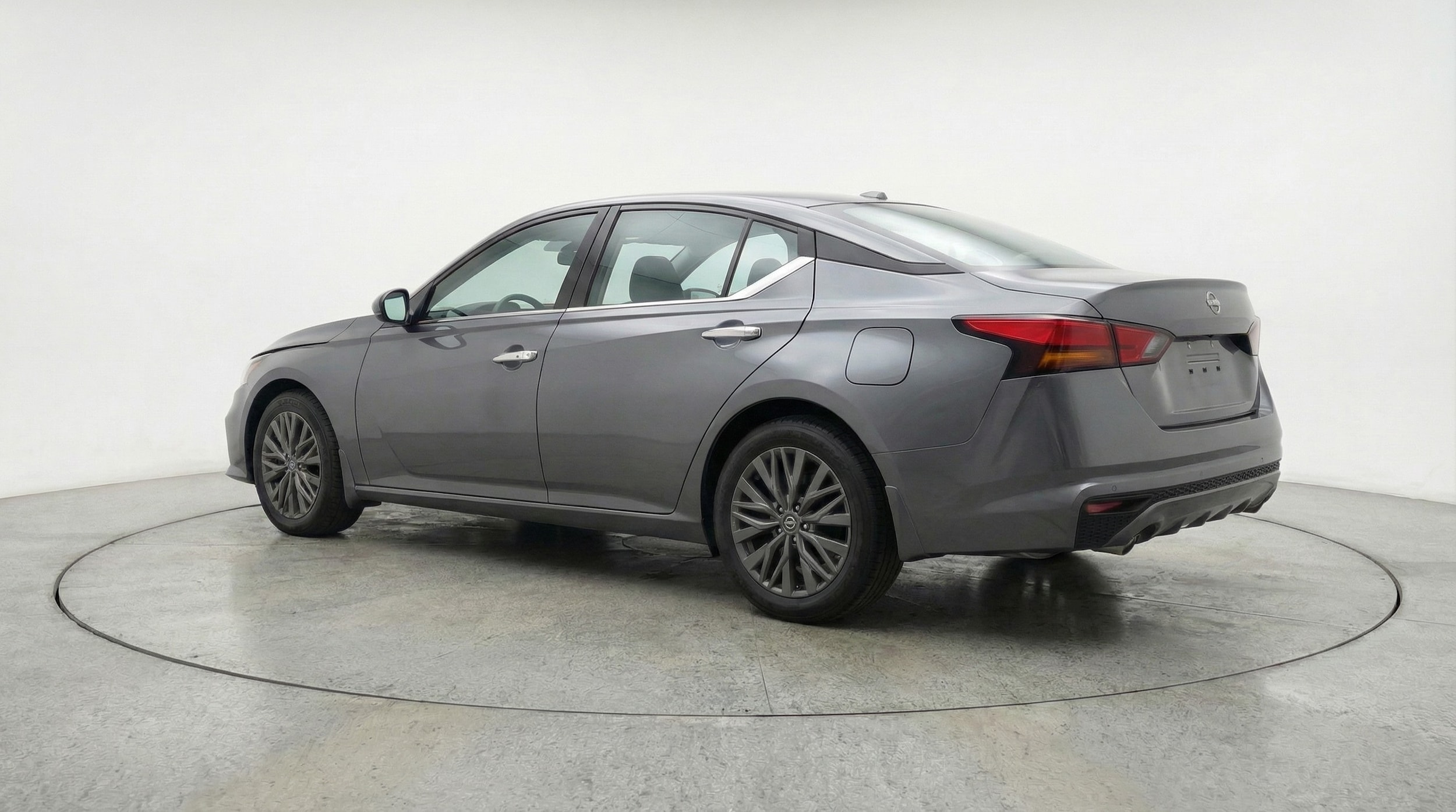 Thumbnail: 2025 Nissan Altima - 5