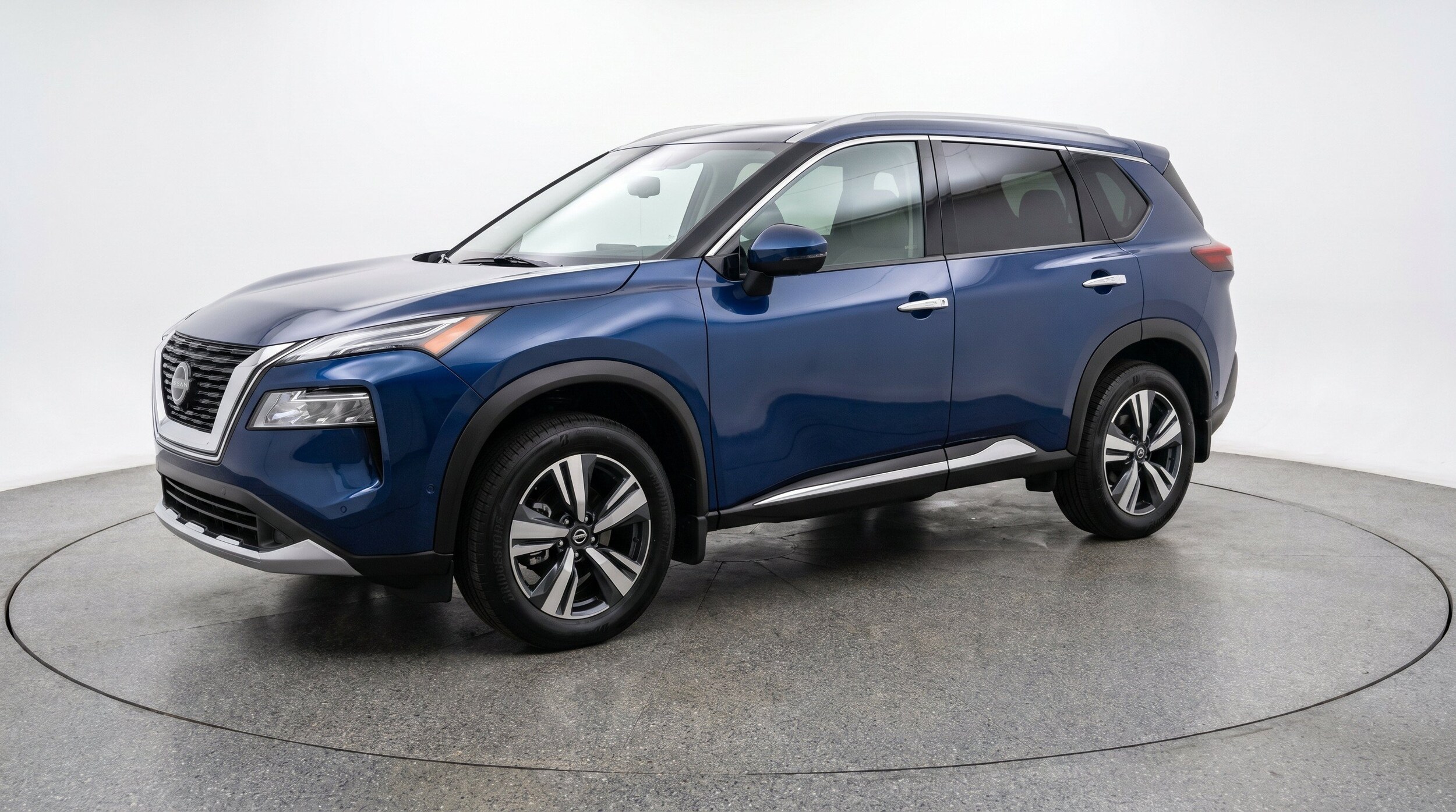 Thumbnail: 2026 Nissan Rogue - 3
