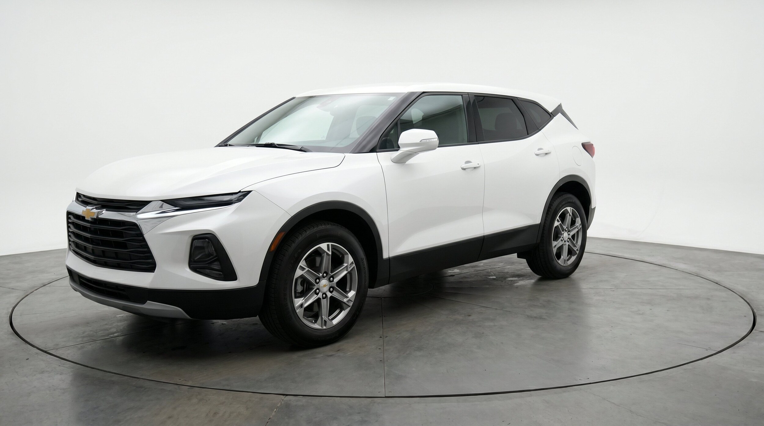Thumbnail: 2025 Chevrolet Blazer - 3