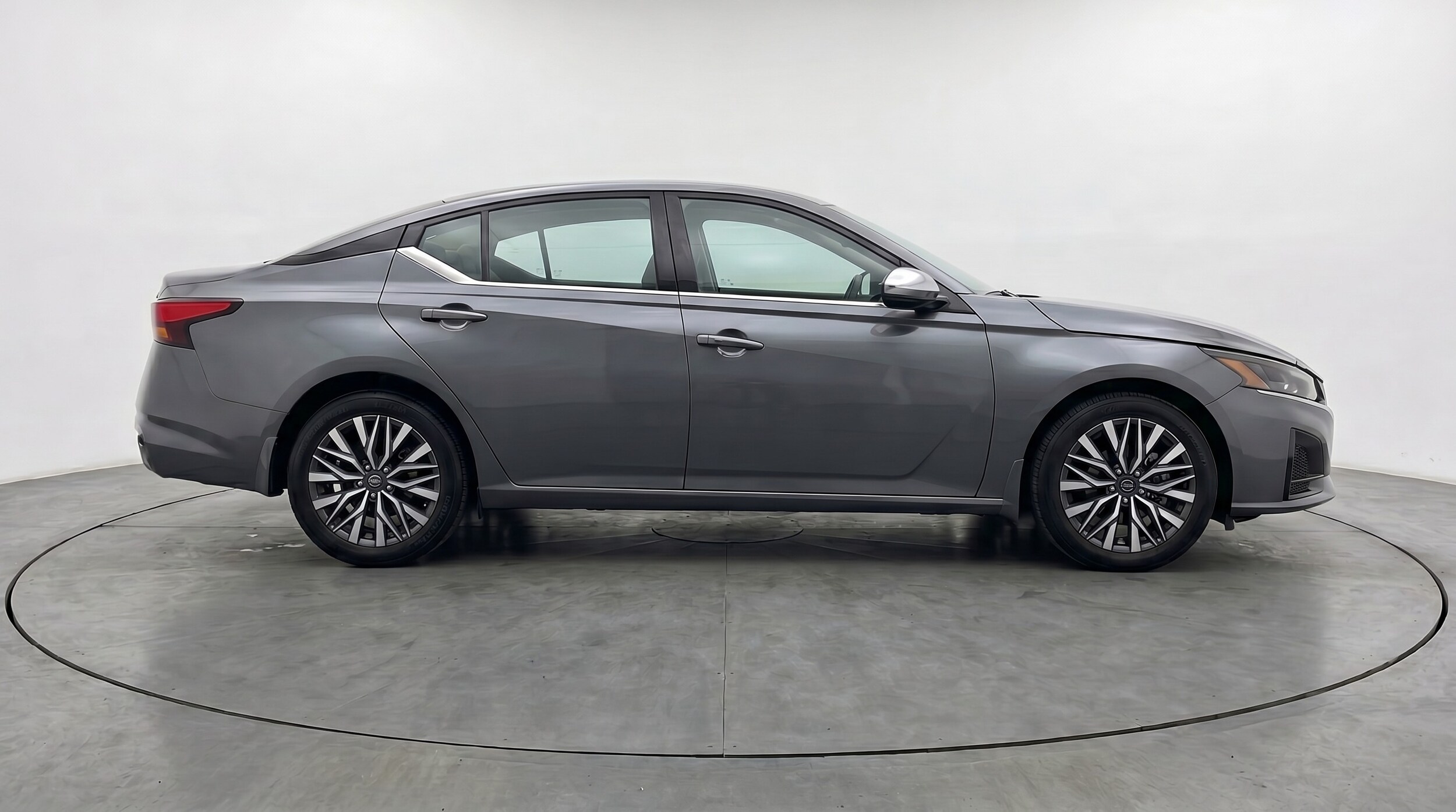 Thumbnail: 2025 Nissan Altima - 8