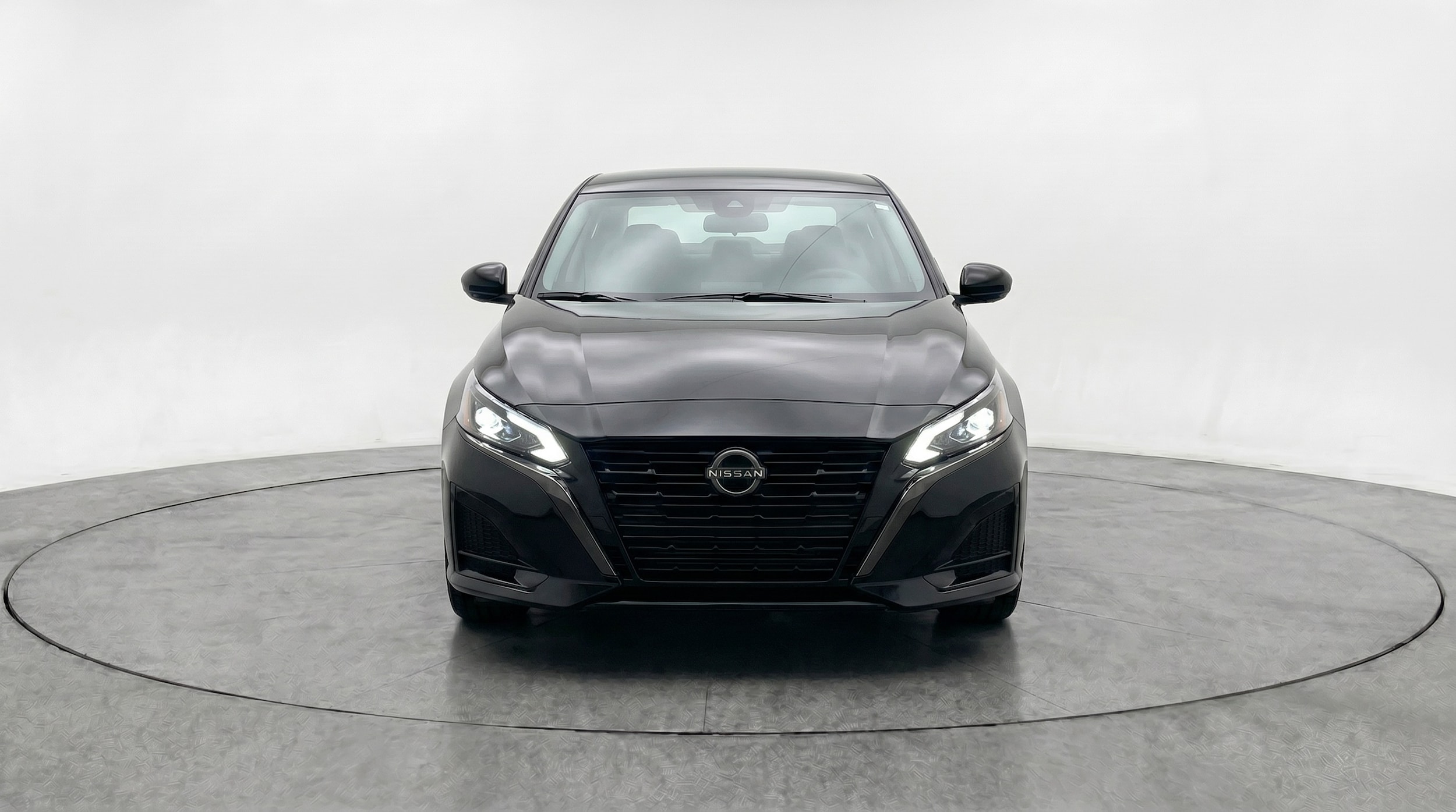 Thumbnail: 2025 Nissan Altima - 2