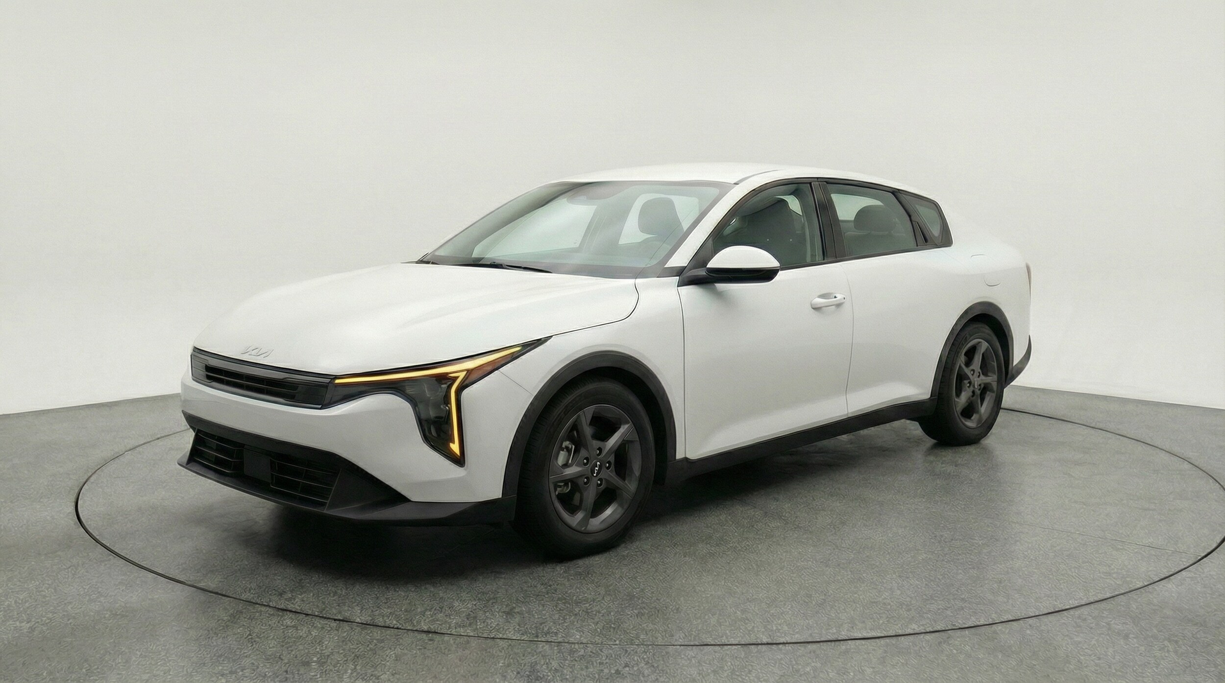 Thumbnail: 2025 Kia K4 - 3