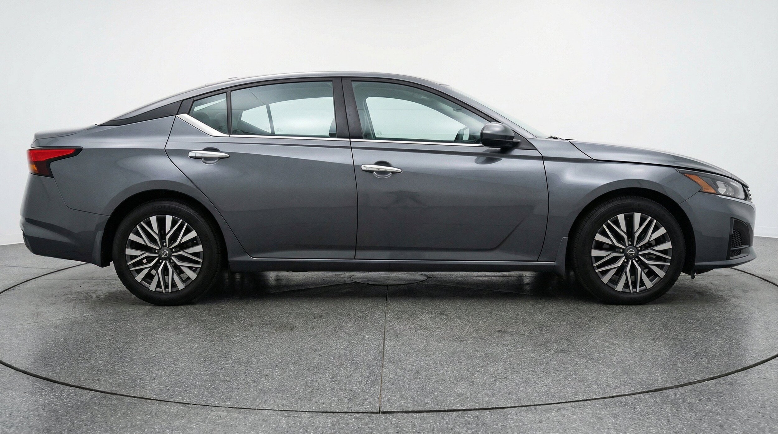 Thumbnail: 2025 Nissan Altima - 11