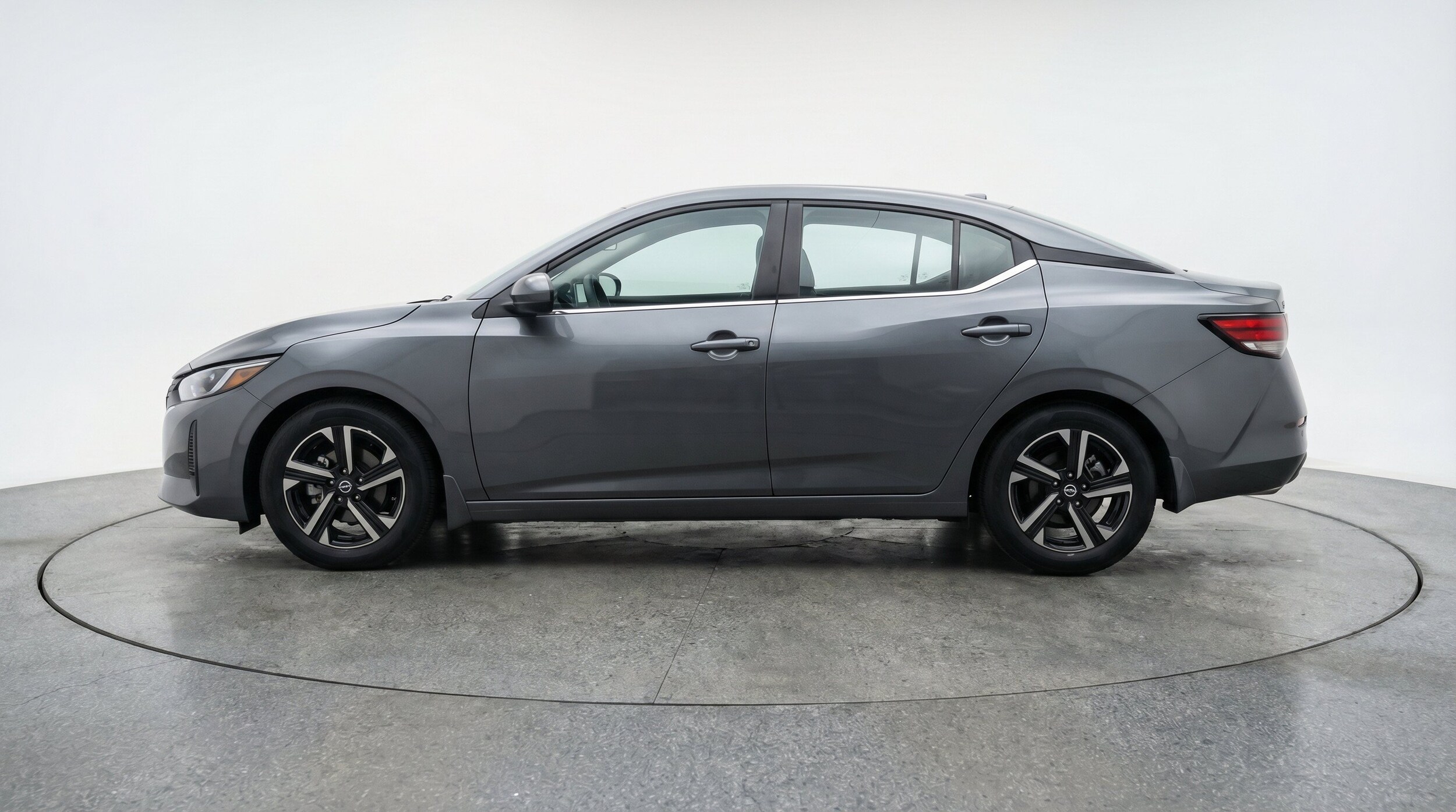 Thumbnail: 2025 Nissan Sentra - 5