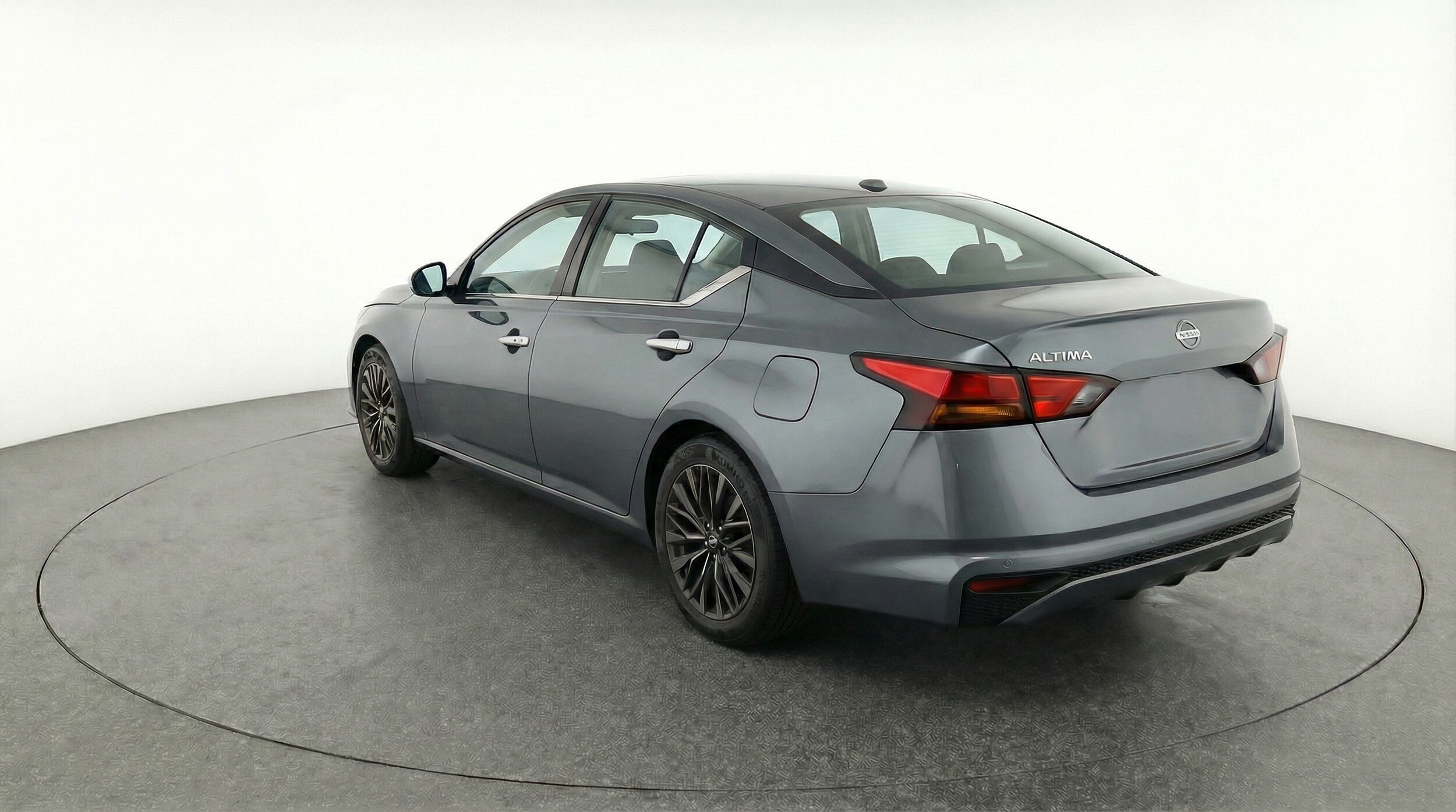 Thumbnail: 2025 Nissan Altima - 5