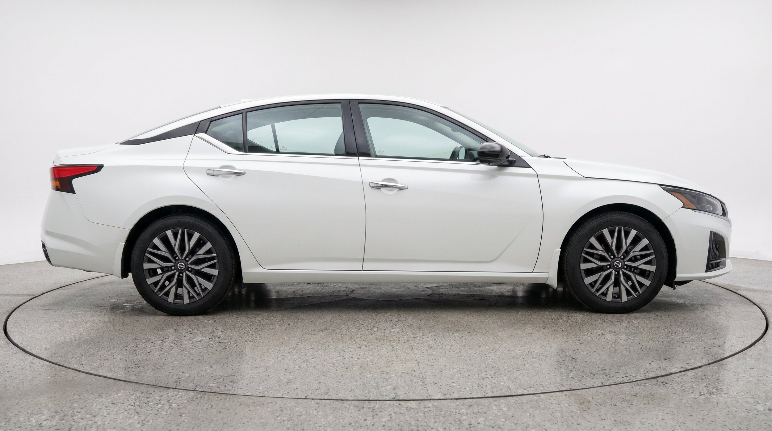 Thumbnail: 2025 Nissan Altima - 11
