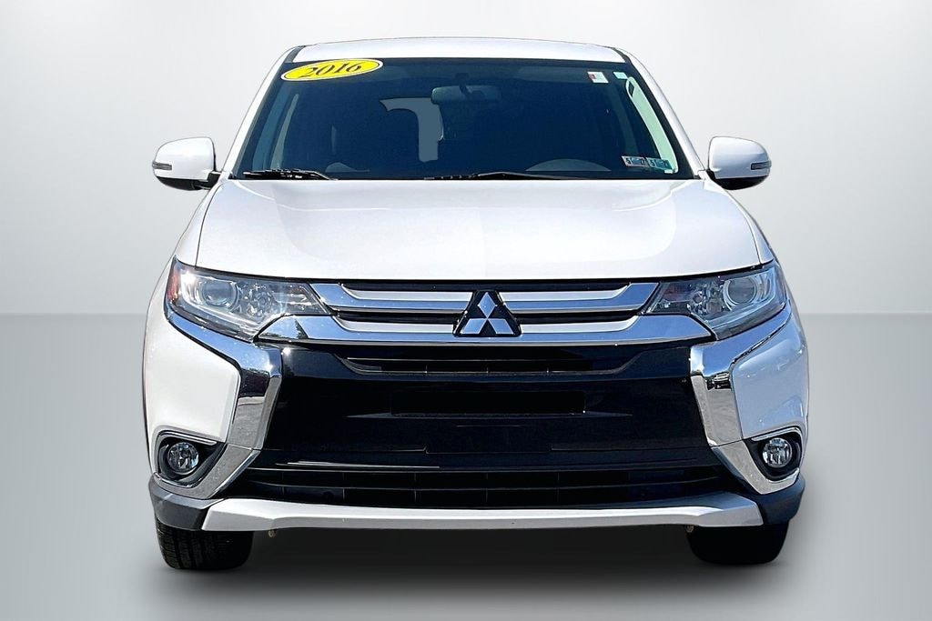 Used 2016 Mitsubishi Outlander SUV