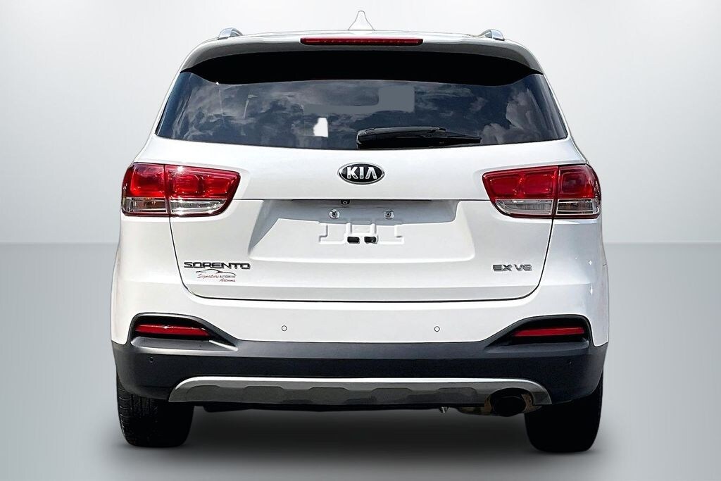 Used 2017 Kia Sorento EX SUV