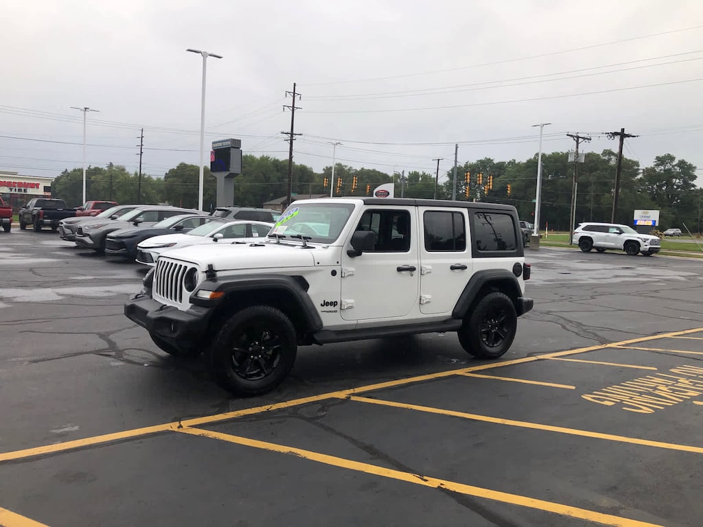 Used 2020 Jeep Wrangler Unlimited Sport Altitude Sport Utility