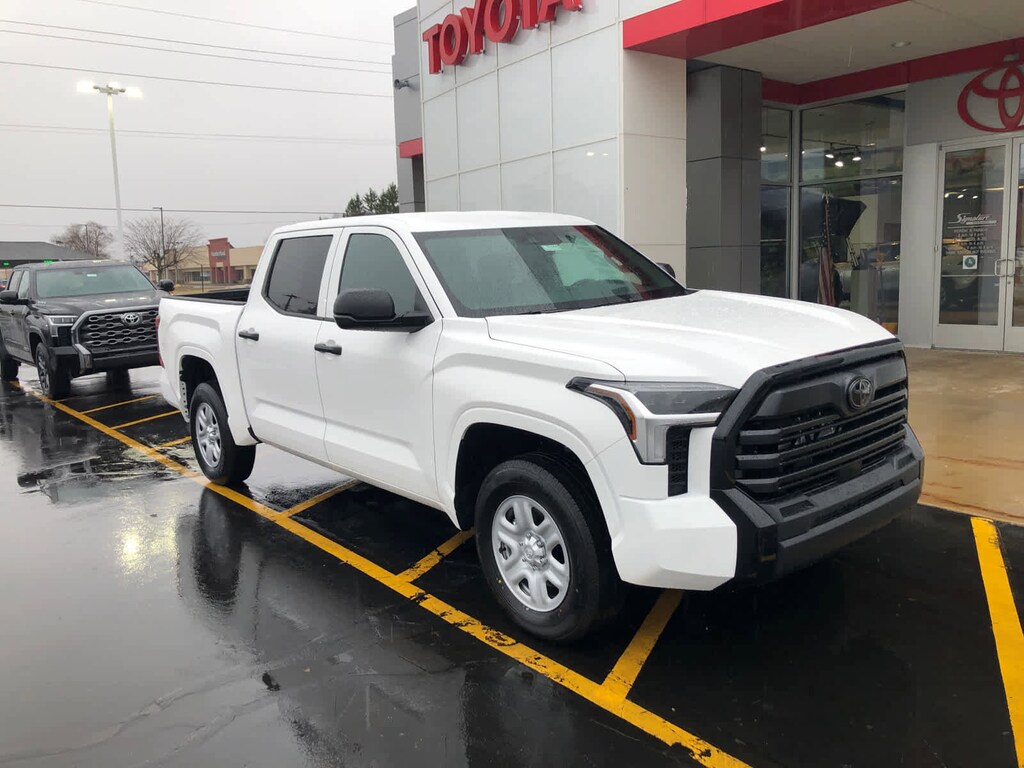 New 2026 Toyota Tundra SR SR CREWMAX 5.5