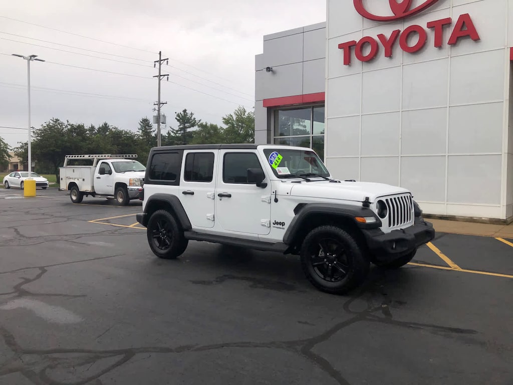 Used 2020 Jeep Wrangler Unlimited Sport Altitude Sport Utility