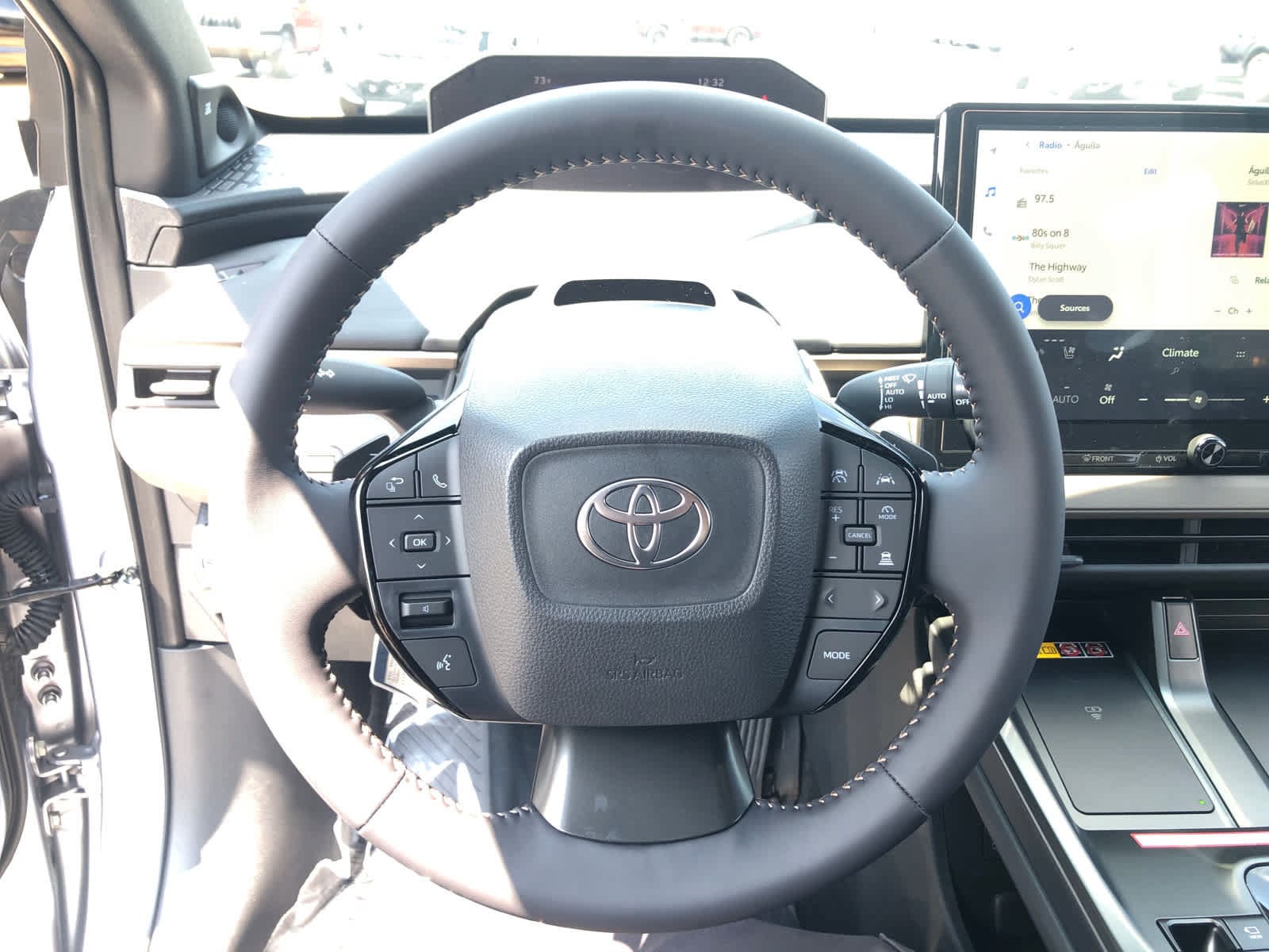 2026 Toyota bZ Woodland Woodland Premium - Photo 10