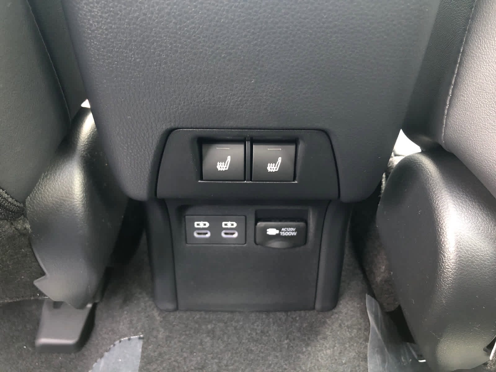 2026 Toyota Prius Plug-in Hybrid XSE Premium - Photo 28