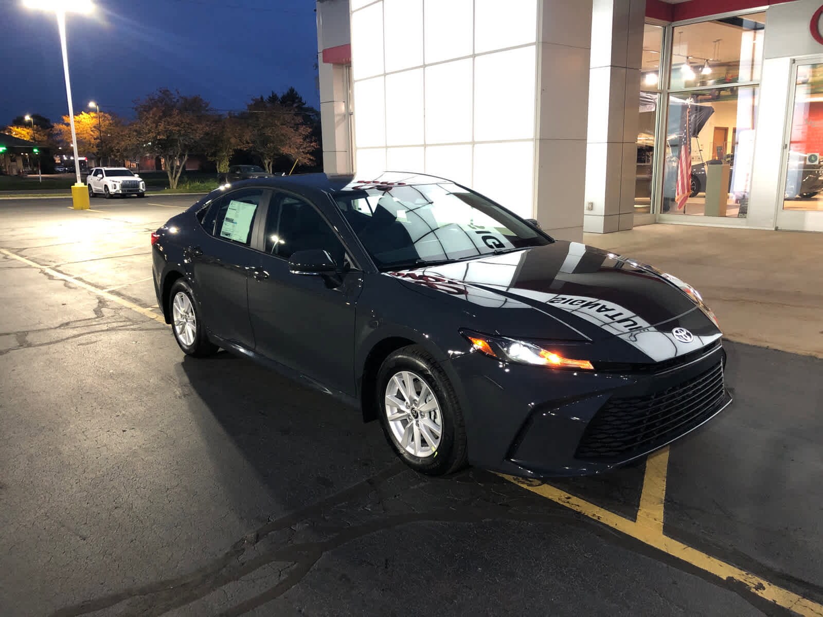 2026 Toyota Camry LE photo 3