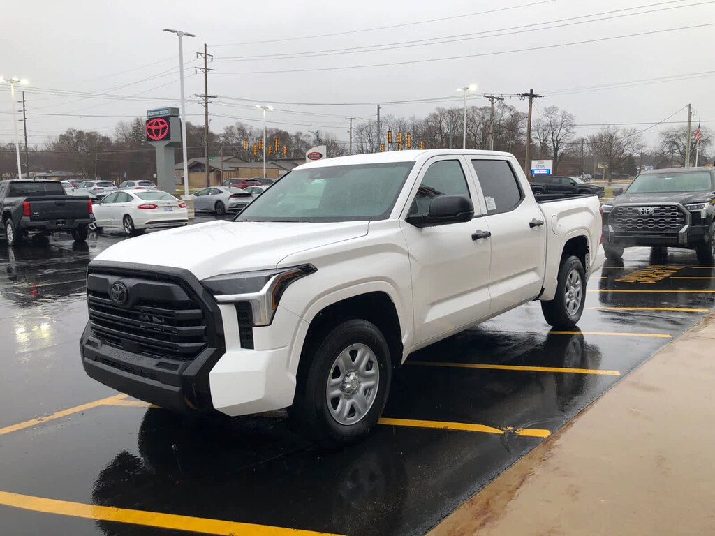 New 2026 Toyota Tundra SR SR CREWMAX 5.5