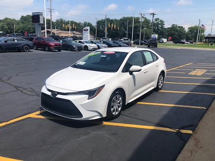 2025 Toyota Corolla LE Car