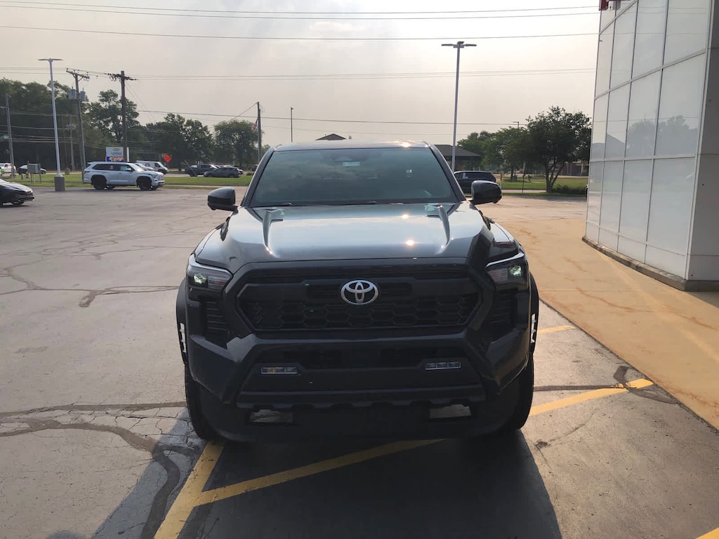 New 2025 Toyota Tacoma i-FORCE MAX TRD Off-Road 4X4 DOUBLE CAB HV
