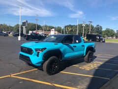 2026 Toyota Tacoma i-FORCE MAX TRD Pro 4X4 DOUBLE CAB HV