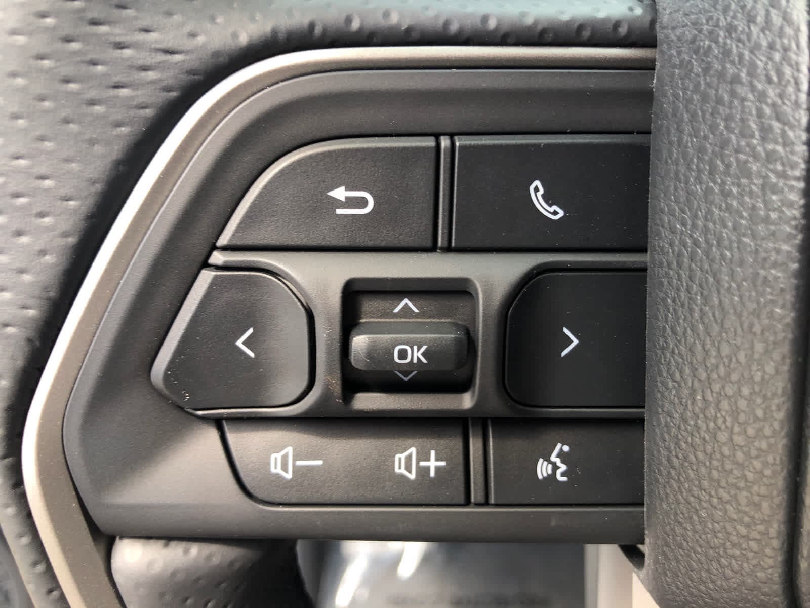 2026 Toyota 4Runner TRD Off-Road Premium - Photo 8