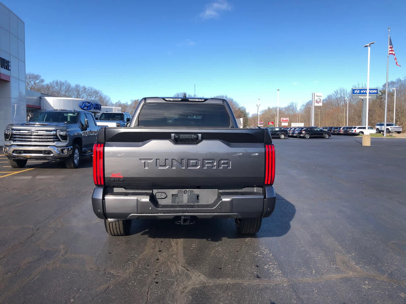 2026 Toyota Tundra SR5 - Photo 6