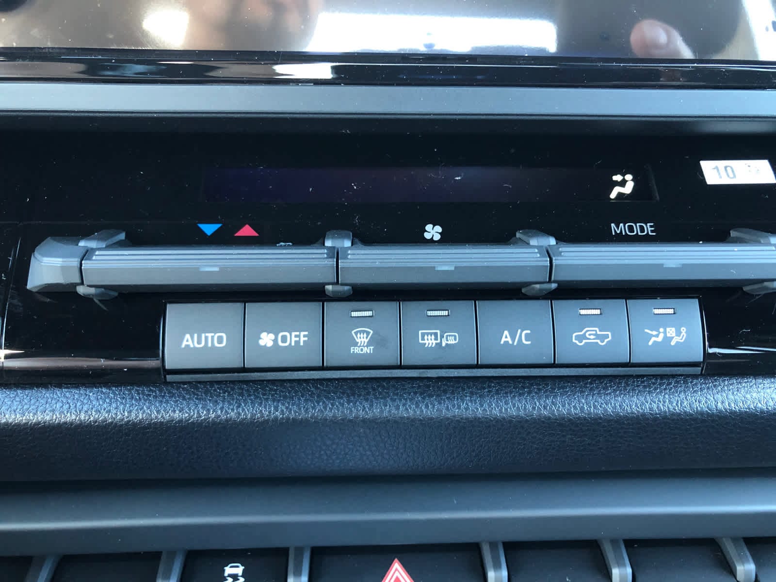 2026 Toyota Tundra SR5 - Photo 13