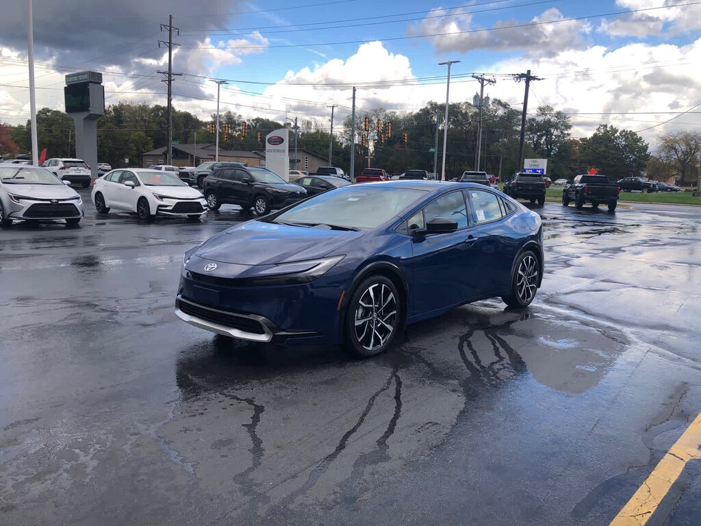 New 2026 Toyota Prius Plug-in Hybrid XSE Premium PLUG-IN HYBRID