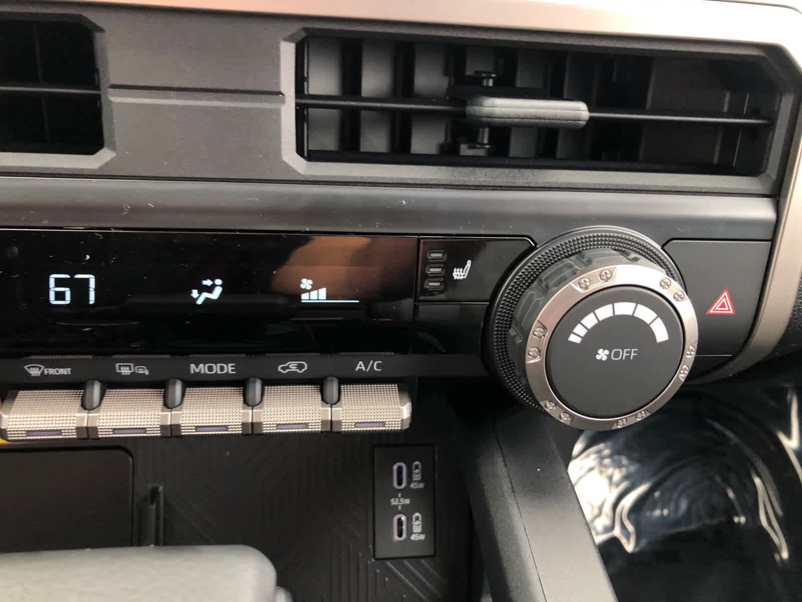 2026 Toyota 4Runner TRD Off-Road - Photo 17