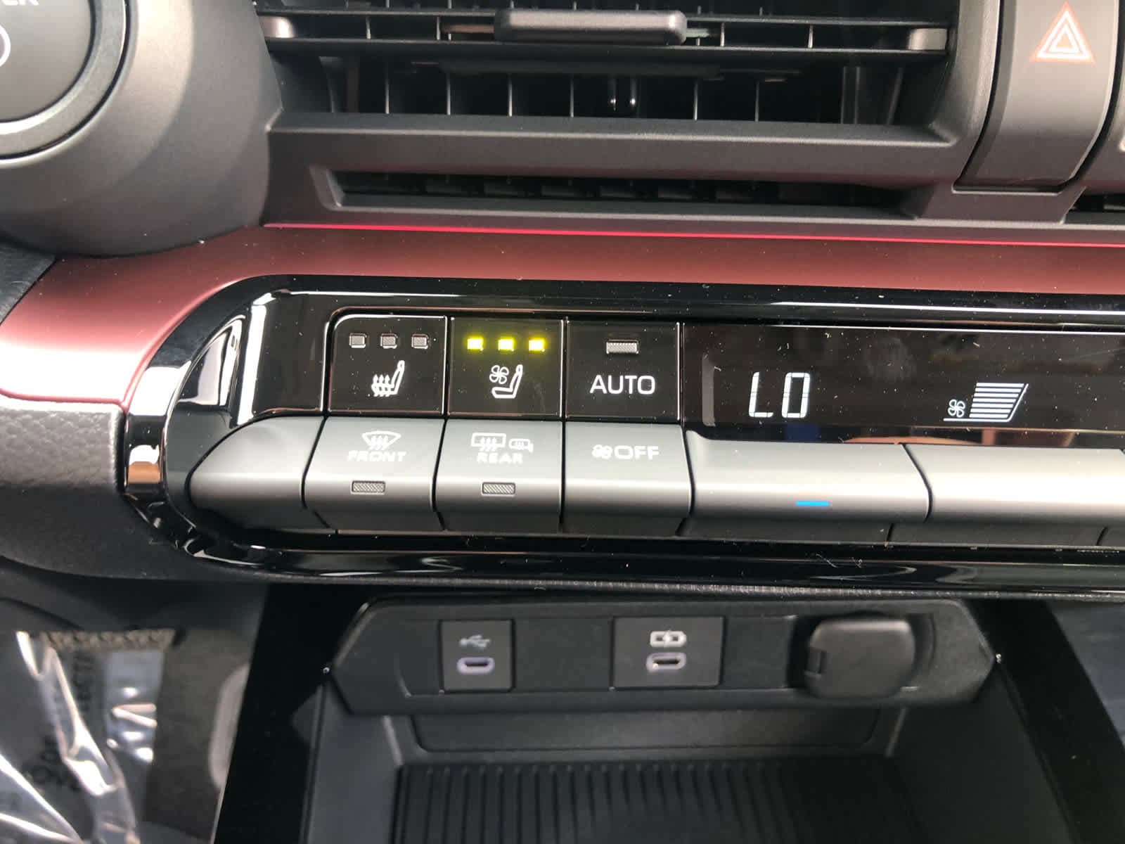 2026 Toyota Prius Plug-in Hybrid XSE Premium - Photo 20